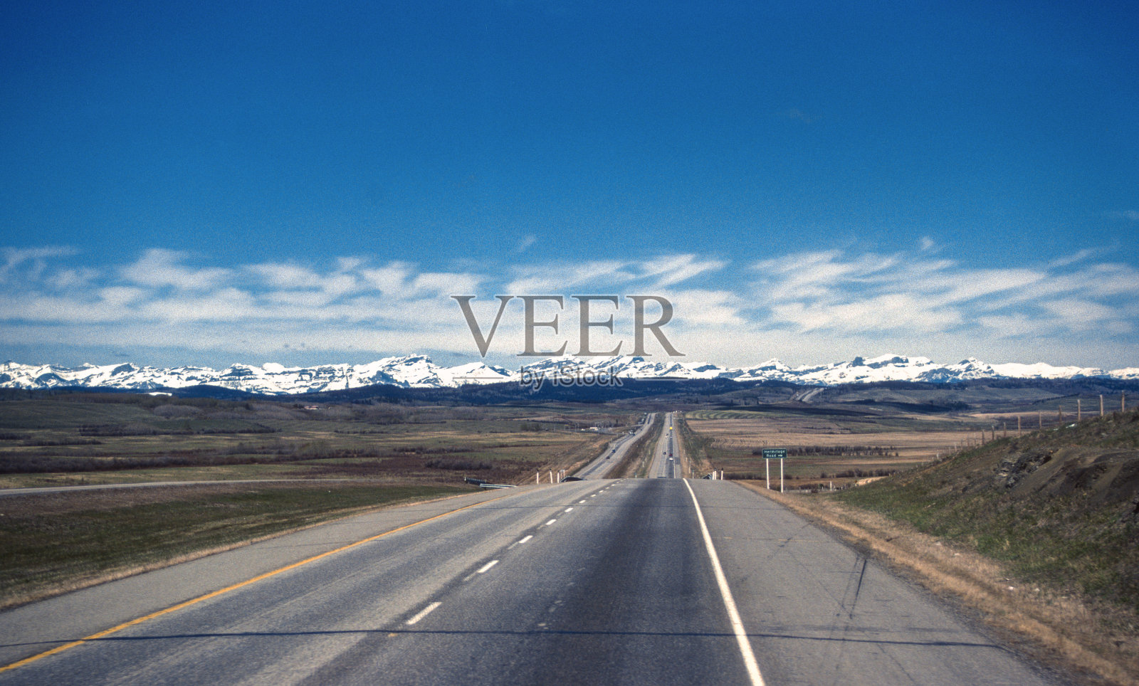 班夫NP -通往遥远班夫的公路- 1985年照片摄影图片