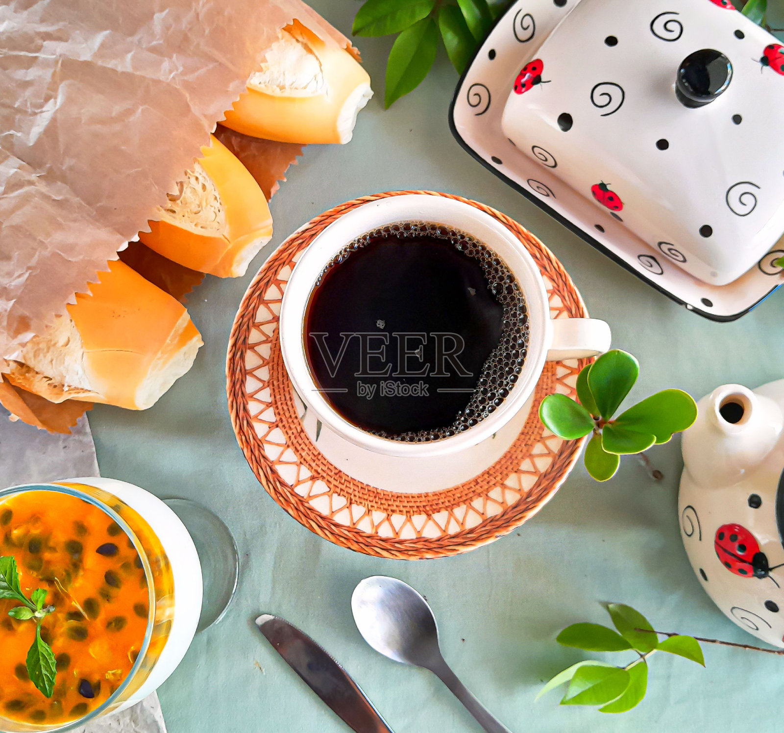 典型的巴西早餐。照片摄影图片