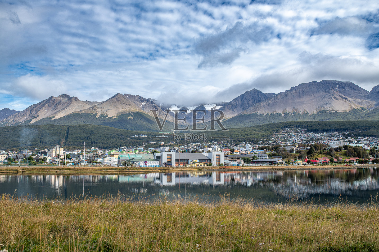 恩塞拉达湾是阿根廷比格尔海峡乌斯怀亚奥肖维亚最内部和面向的部分照片摄影图片