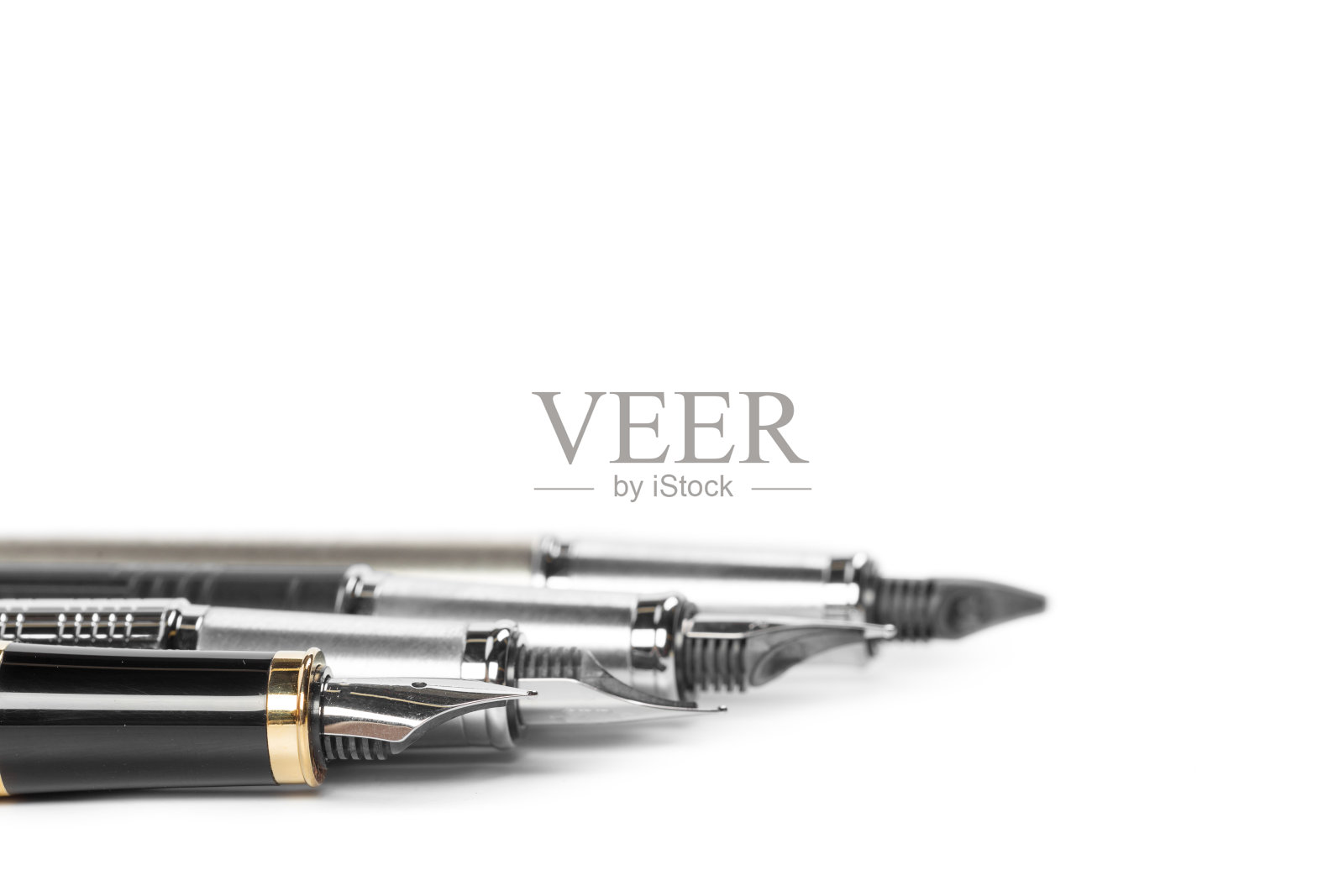 钢笔孤立在白色的背景上照片摄影图片