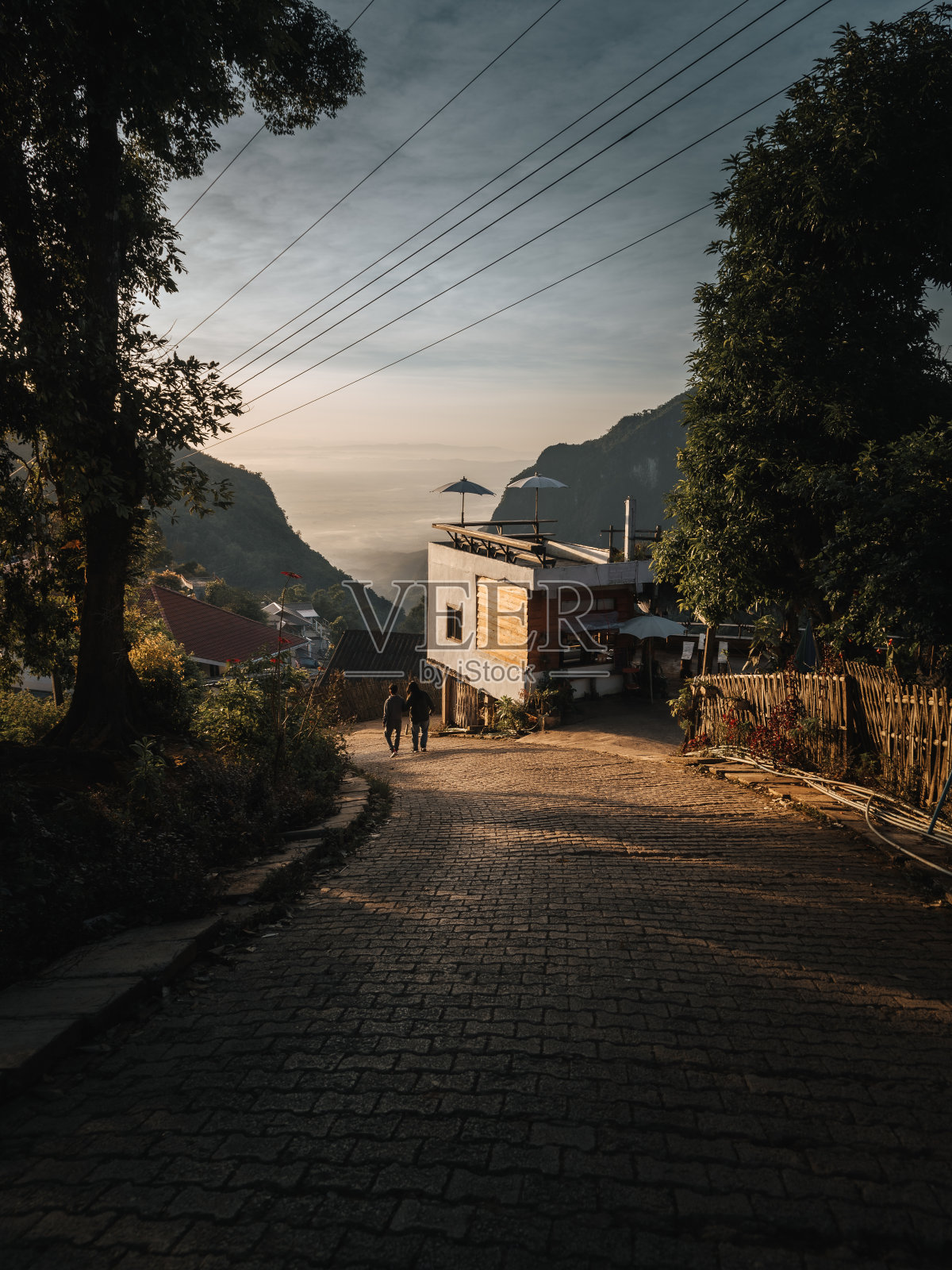 山村在早晨的时间照片摄影图片