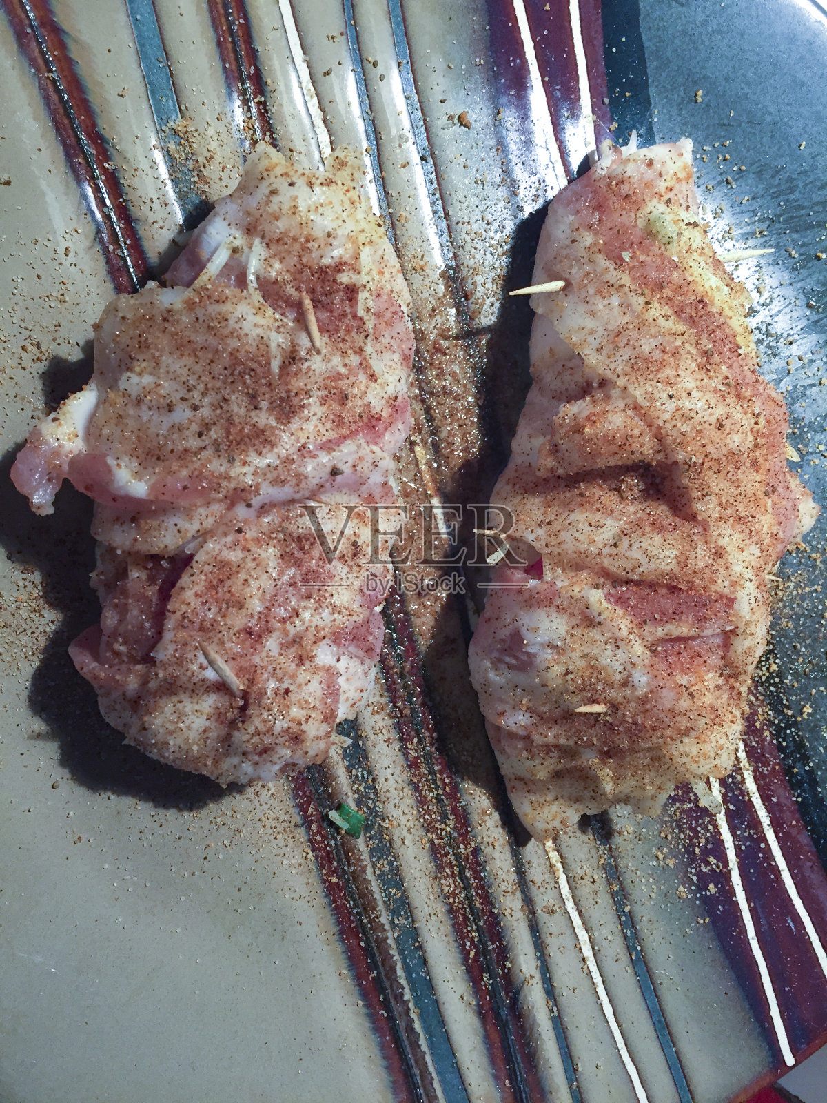 生调味鸡照片摄影图片