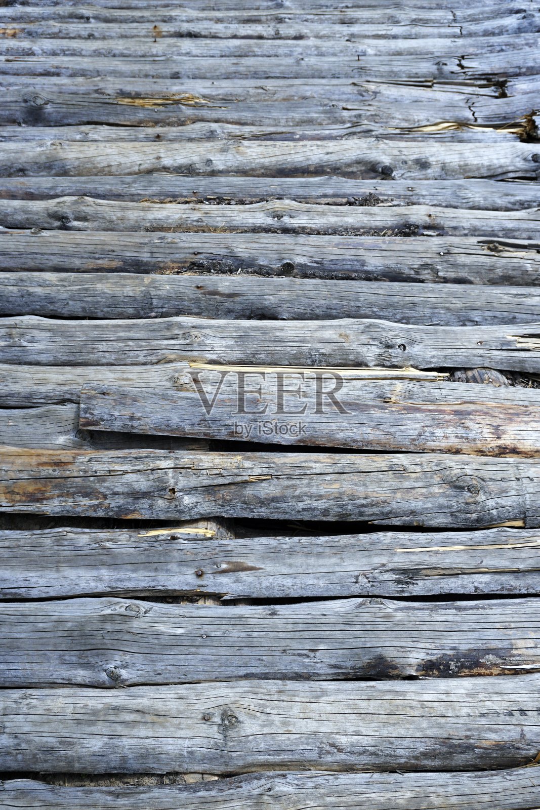 河上桥上的木板路。纹理。背景。照片摄影图片