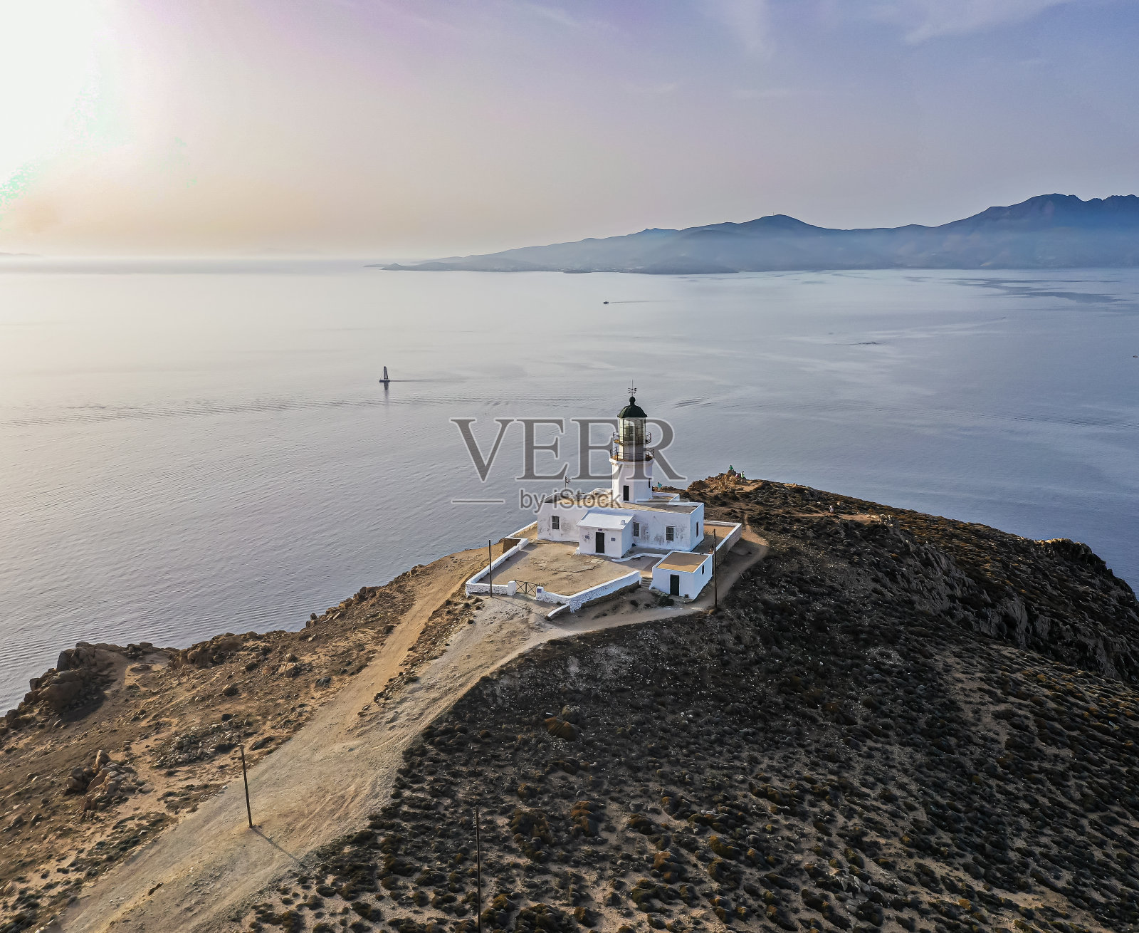 米科诺斯岛的亚美尼亚灯塔照片摄影图片