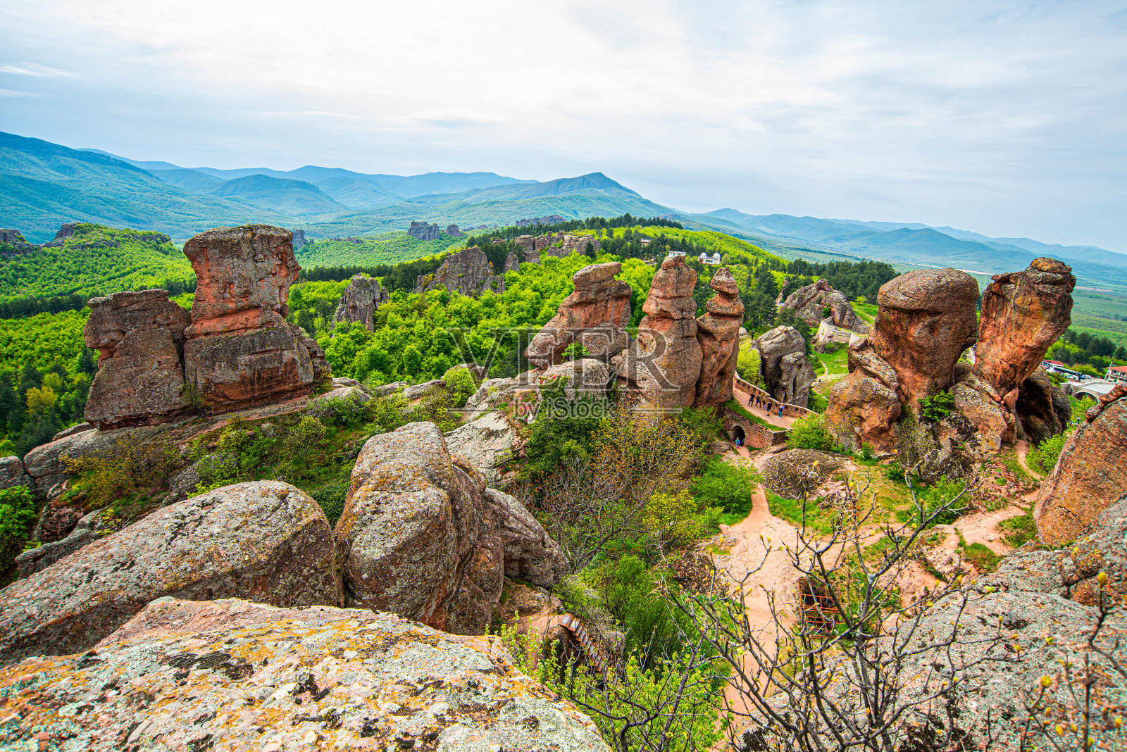 Belogradchik悬崖岩石是保加利亚的一大旅游景点照片摄影图片