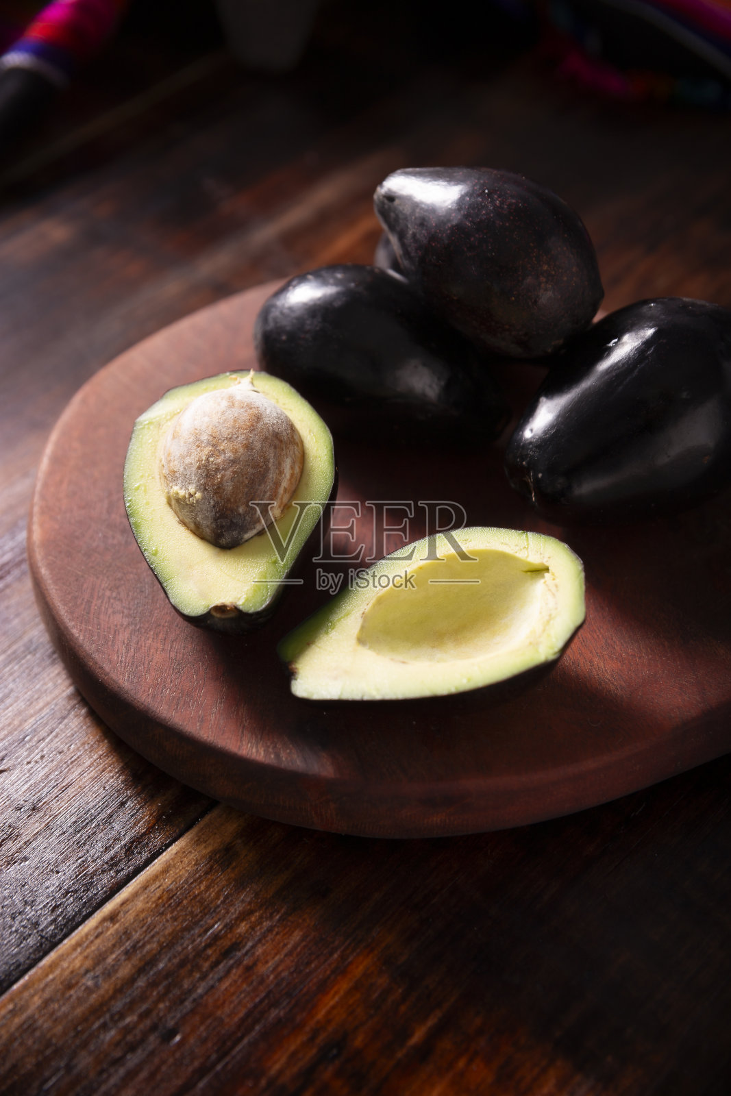 有机本土鳄梨照片摄影图片