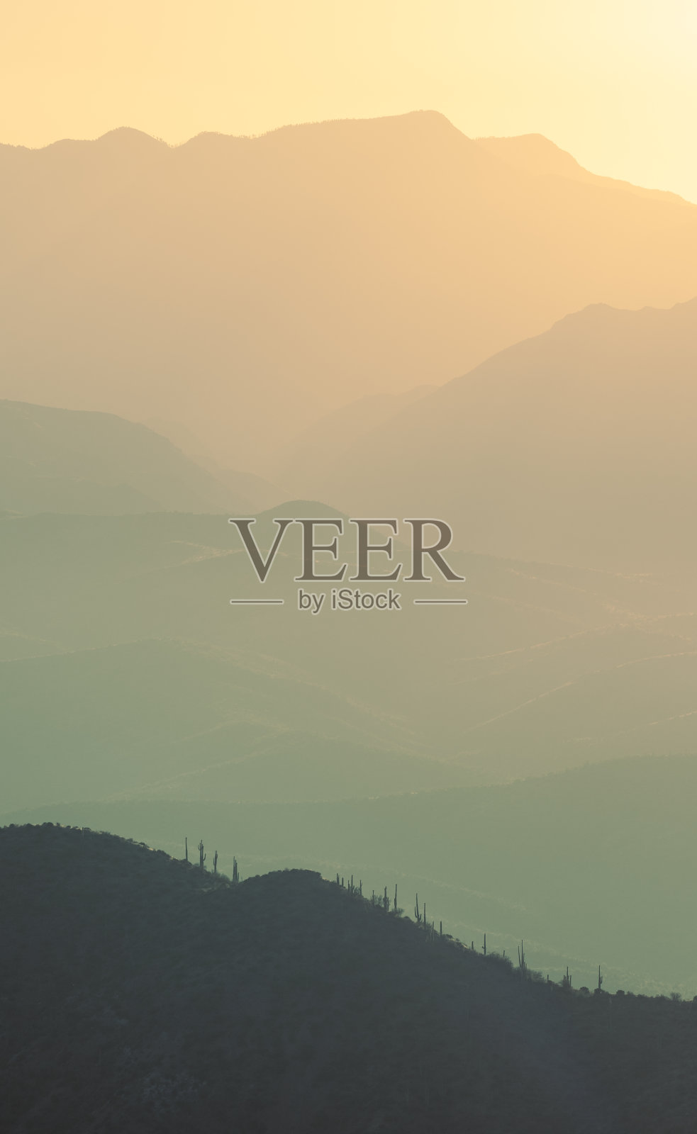 粉彩画风日出剪影照片摄影图片