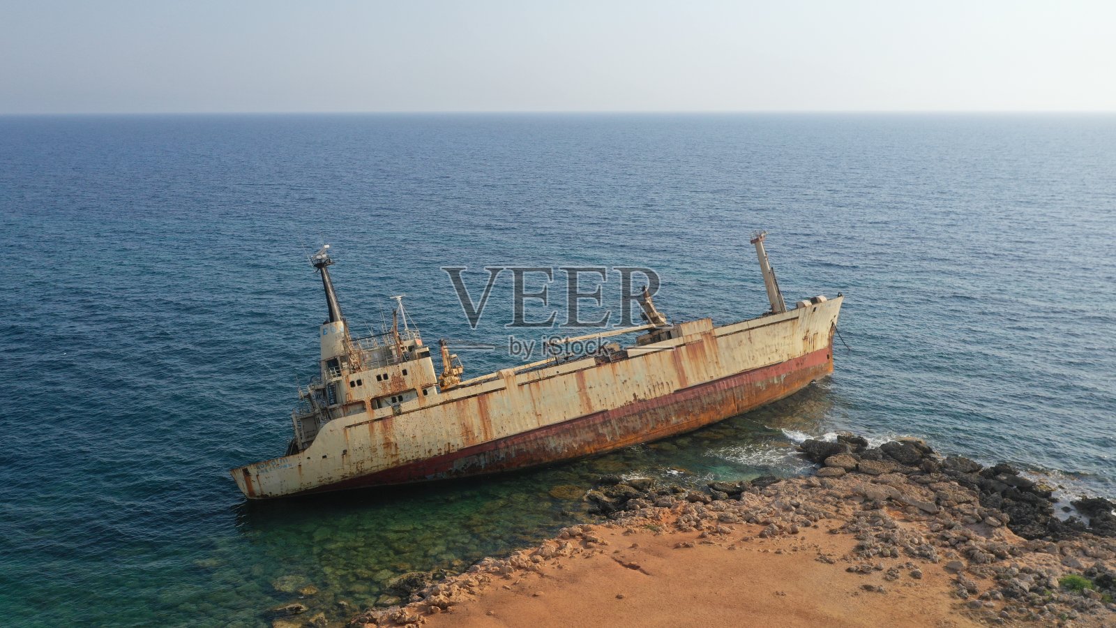 塞浦路斯帕福斯的EDRO III沉船照片摄影图片