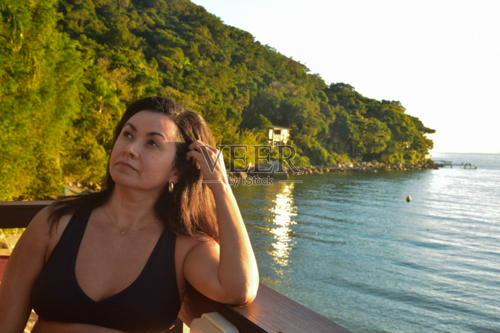 年轻的女人照片摄影图片