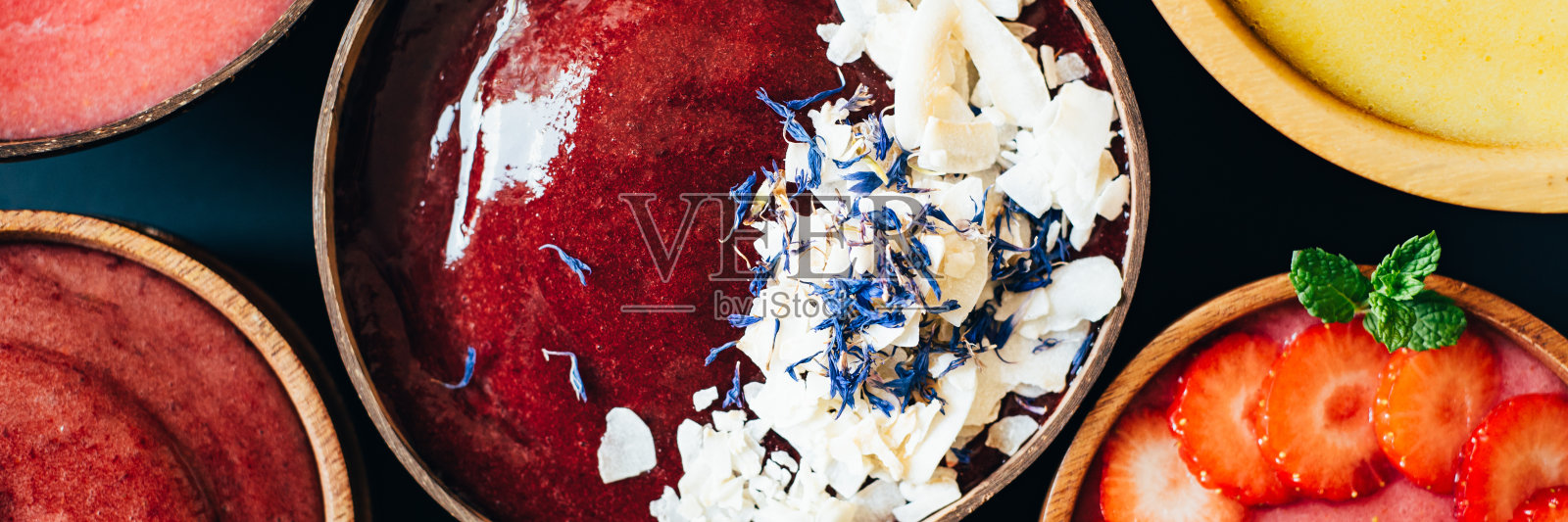 不同颜色的冰沙照片摄影图片