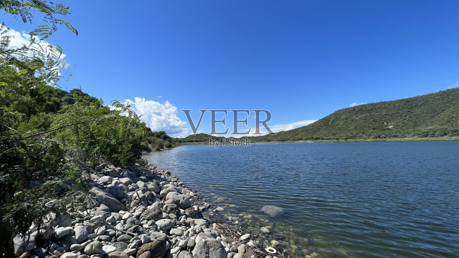 Sabana Yegua大坝岸边照片摄影图片