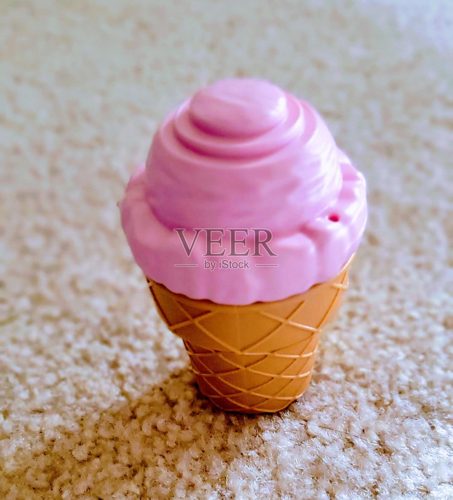 冰淇淋蛋筒玩具照片摄影图片