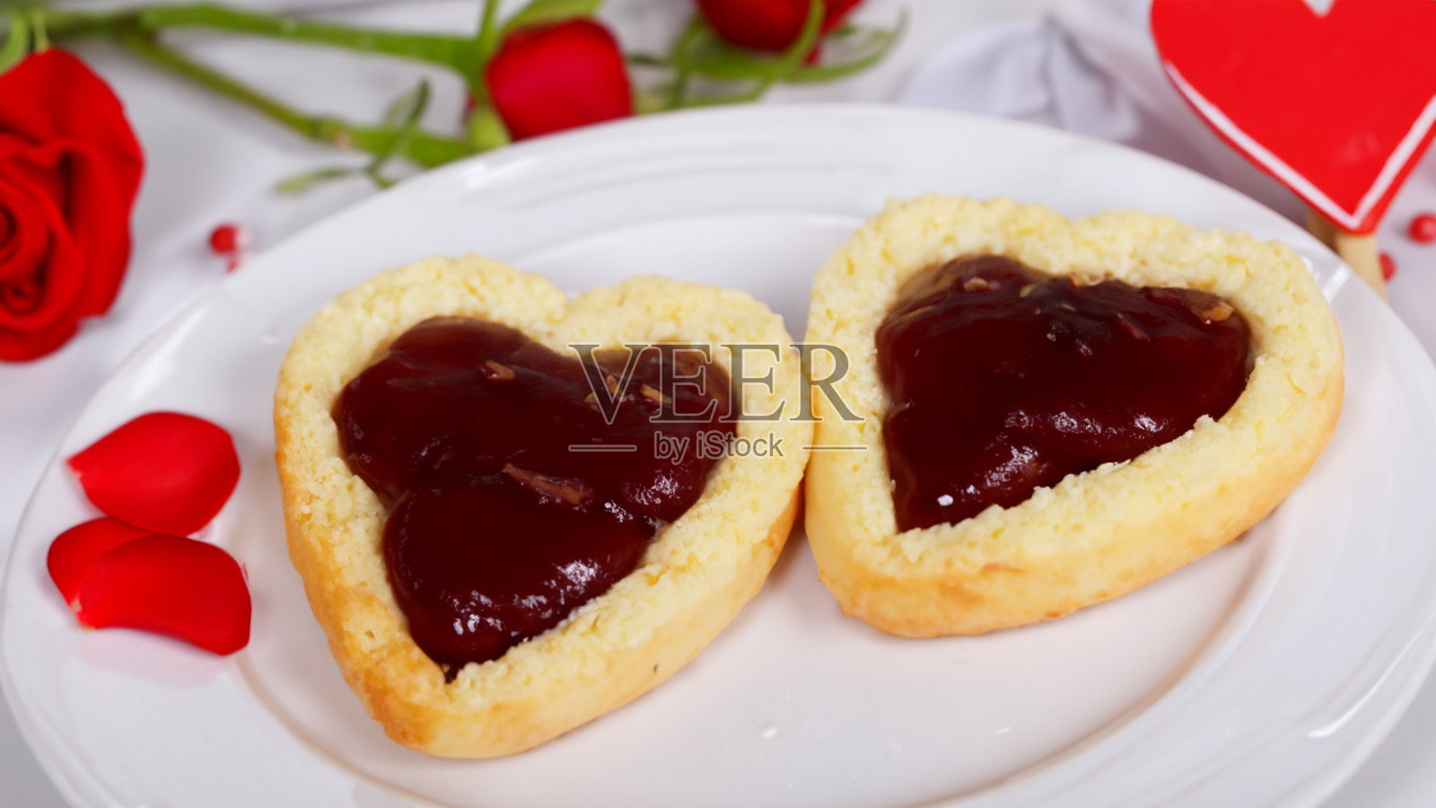 浪漫餐盘照片摄影图片