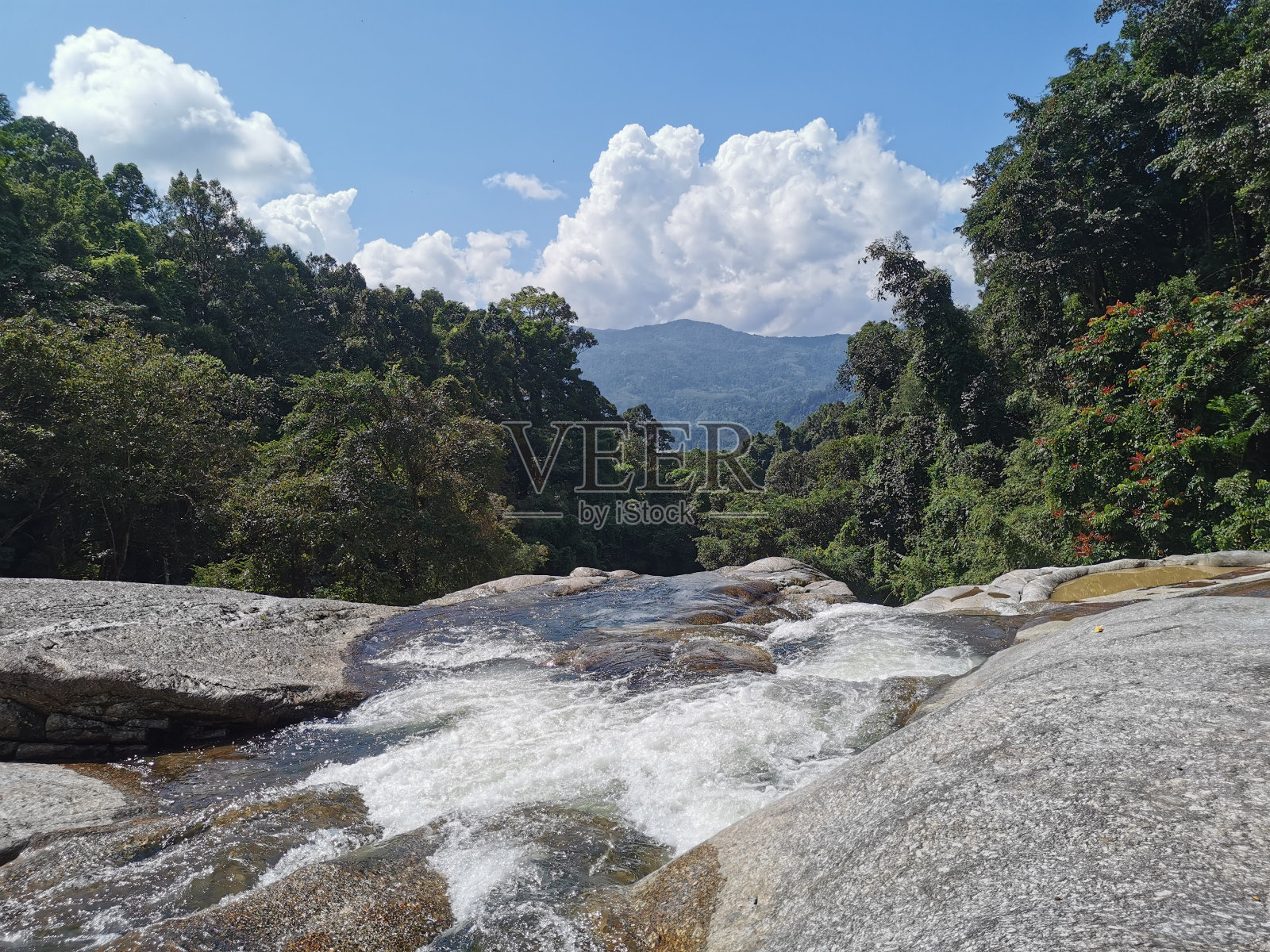 Karome瀑布照片摄影图片