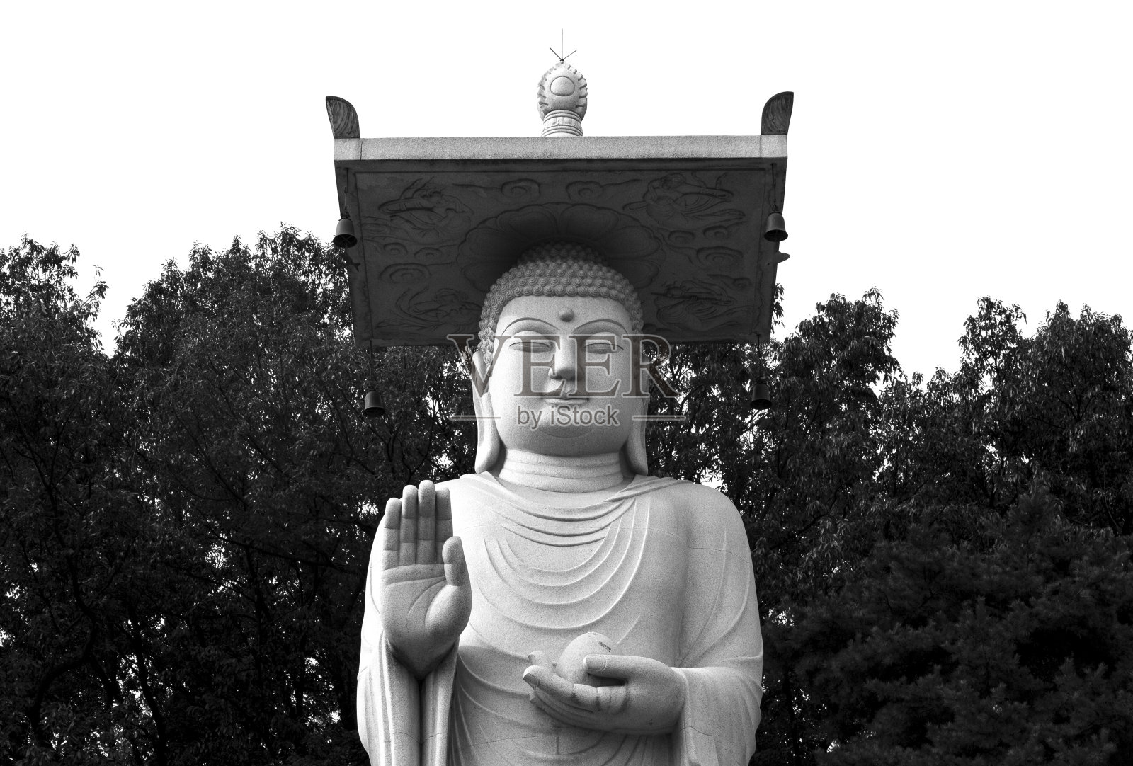 寺庙庭院里的巨大神佛照片摄影图片