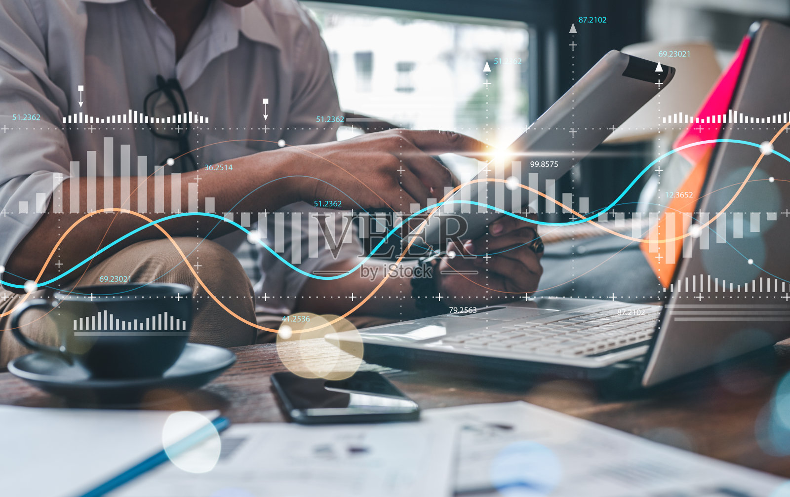 金融、金融、投资、股票、图表、增长、贸易商、投资、货币、利润。投资。照片摄影图片