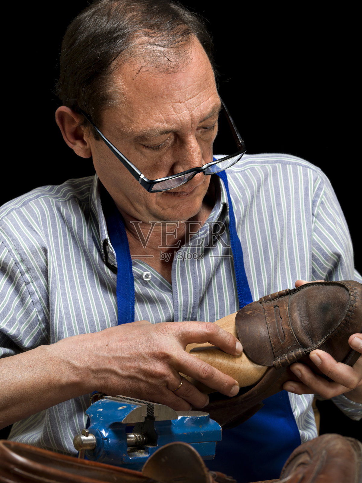 鞋匠照片摄影图片