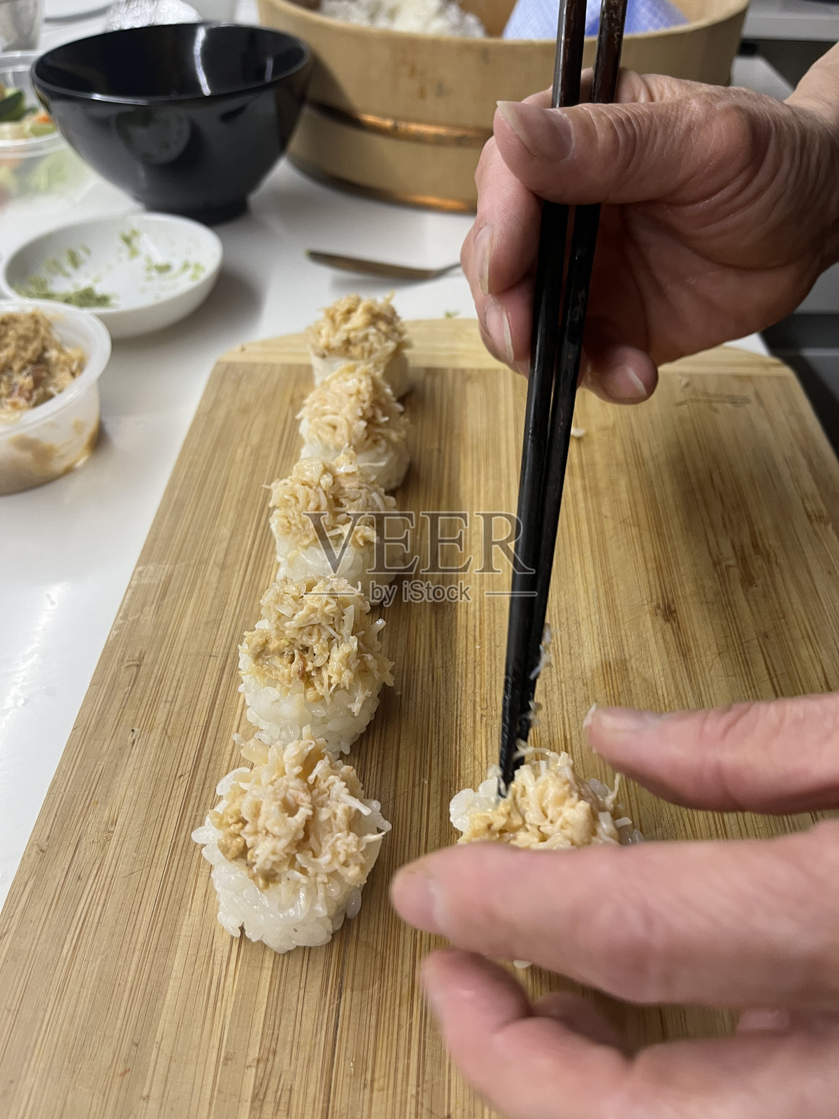 自制寿司准备照片摄影图片