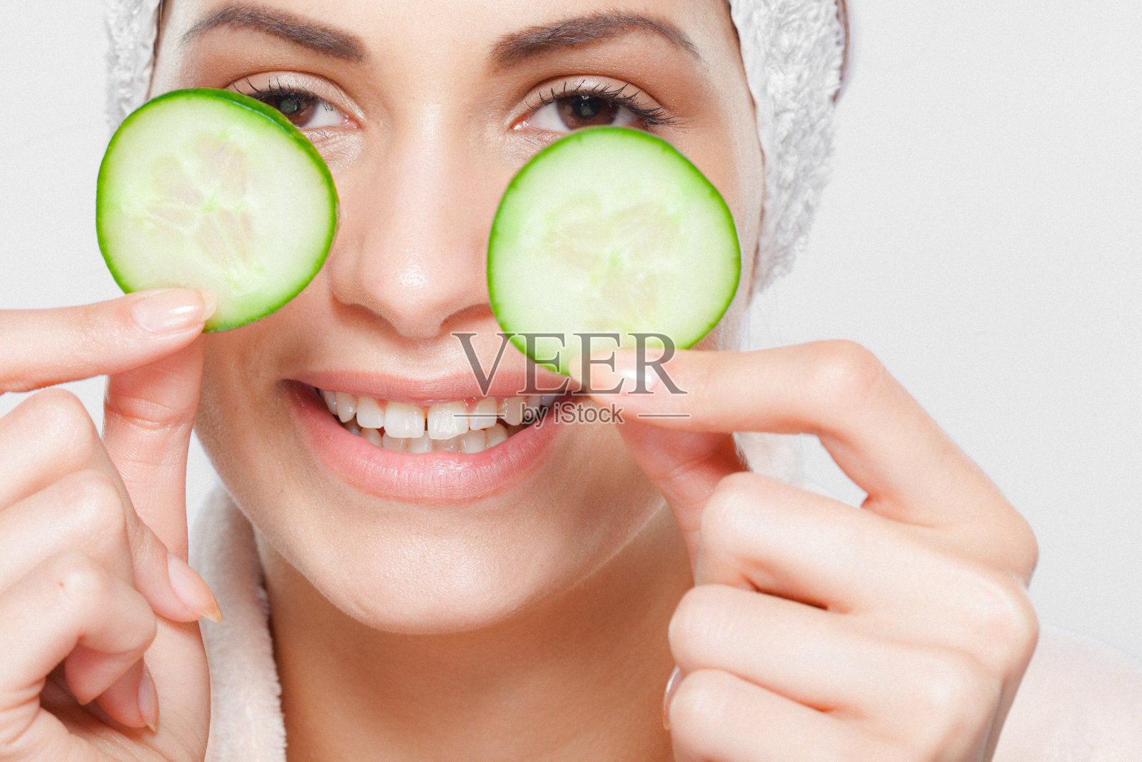 年轻女子的美丽肖像照片摄影图片