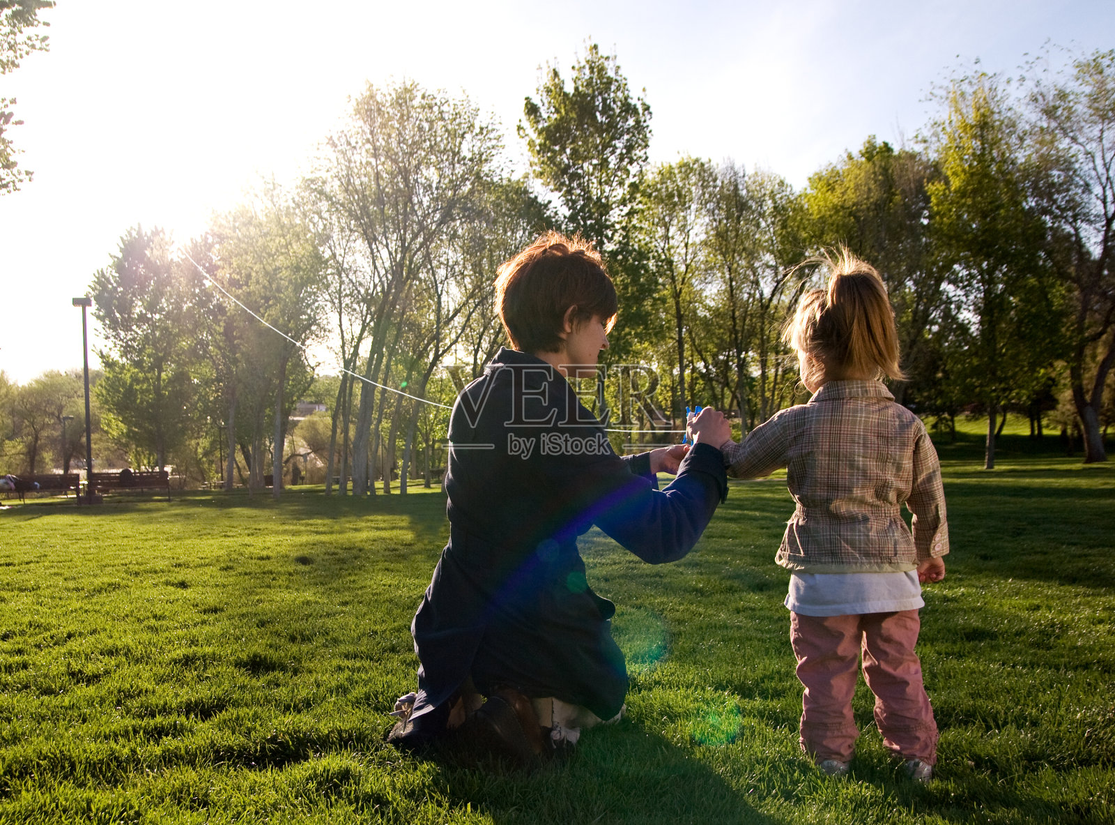 放风筝照片摄影图片