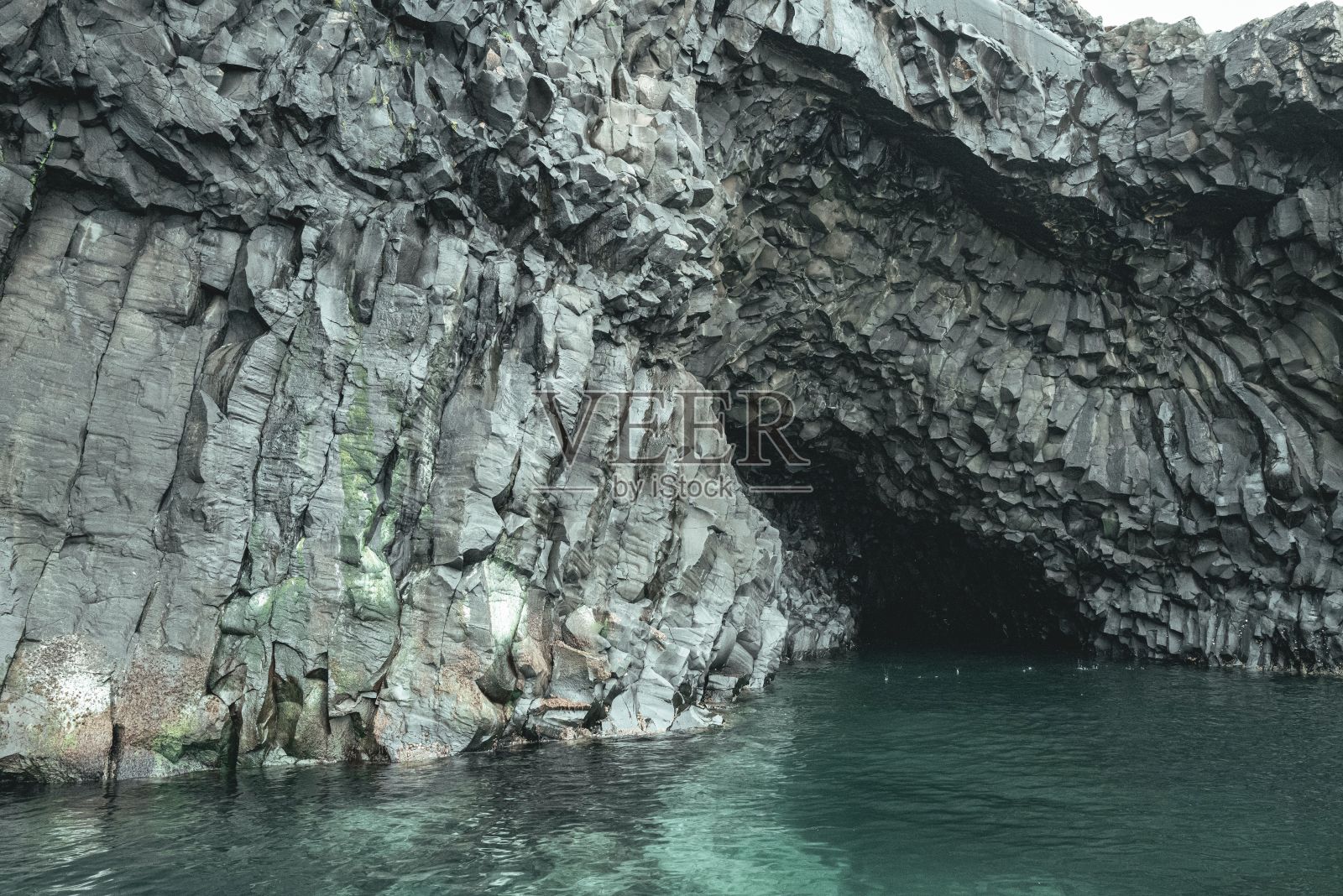 法罗群岛壮丽的海岸景观照片摄影图片