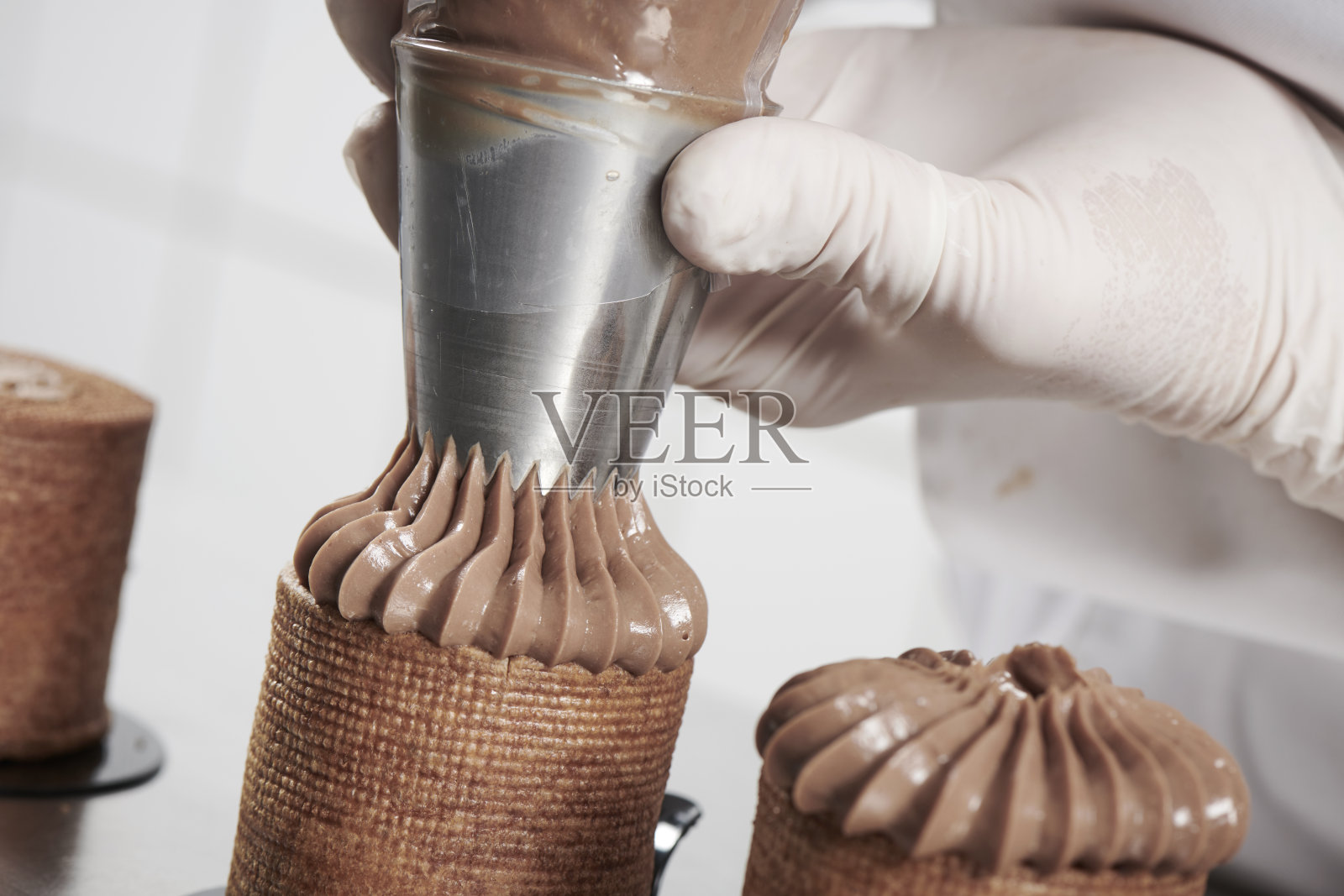 糕点师蛋糕照片摄影图片