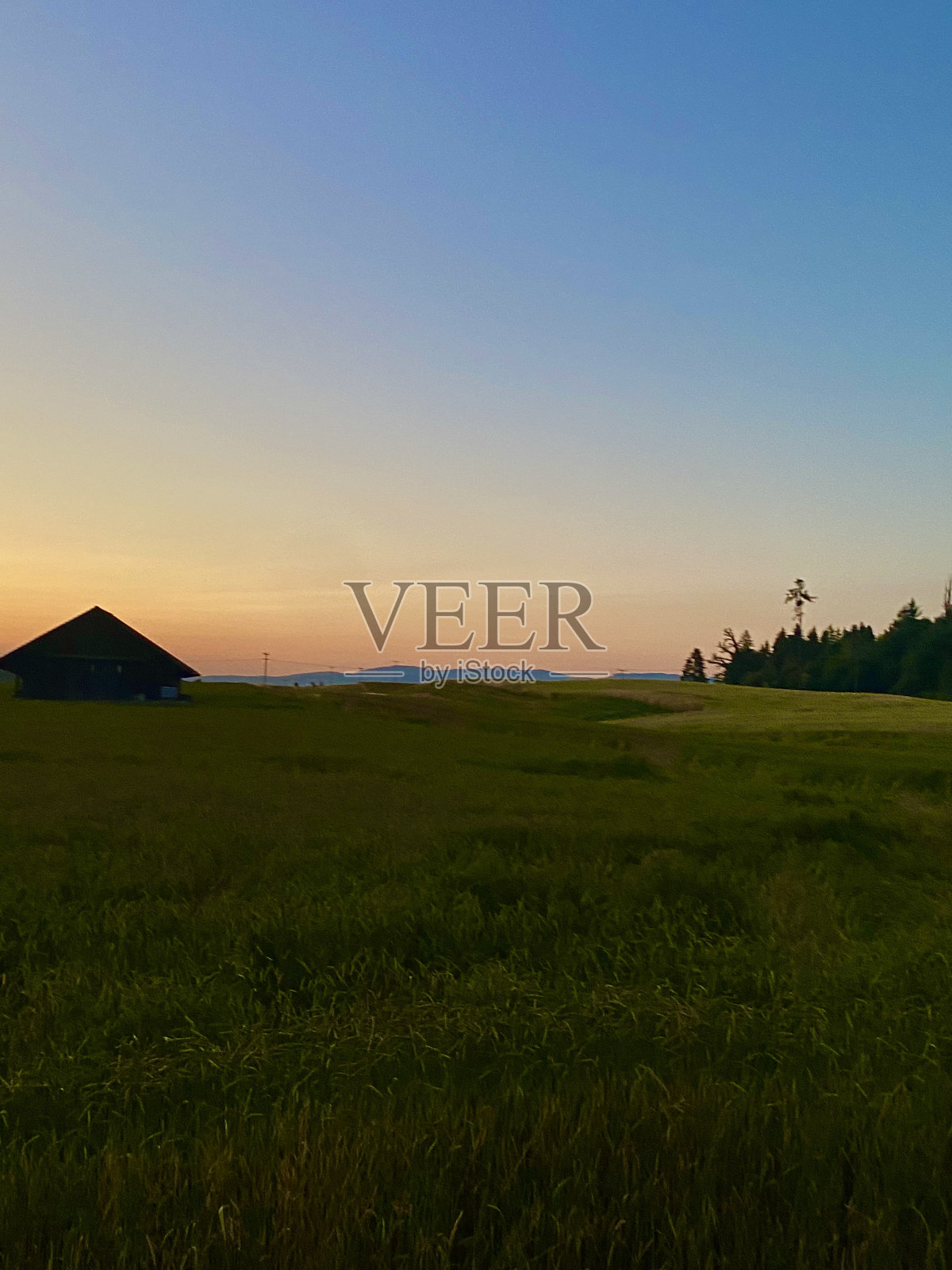 舒适的日落照片摄影图片