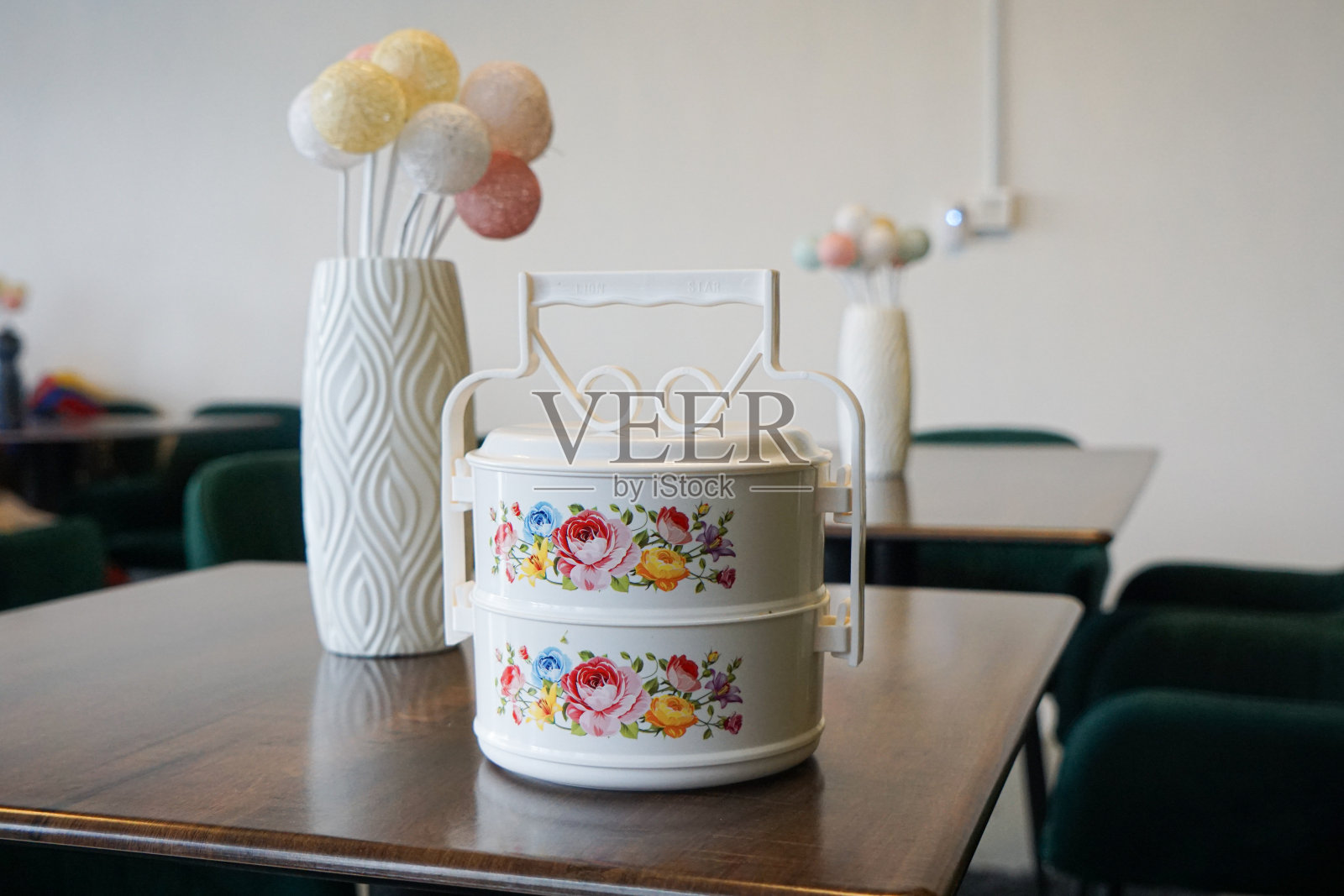 午餐载体照片摄影图片