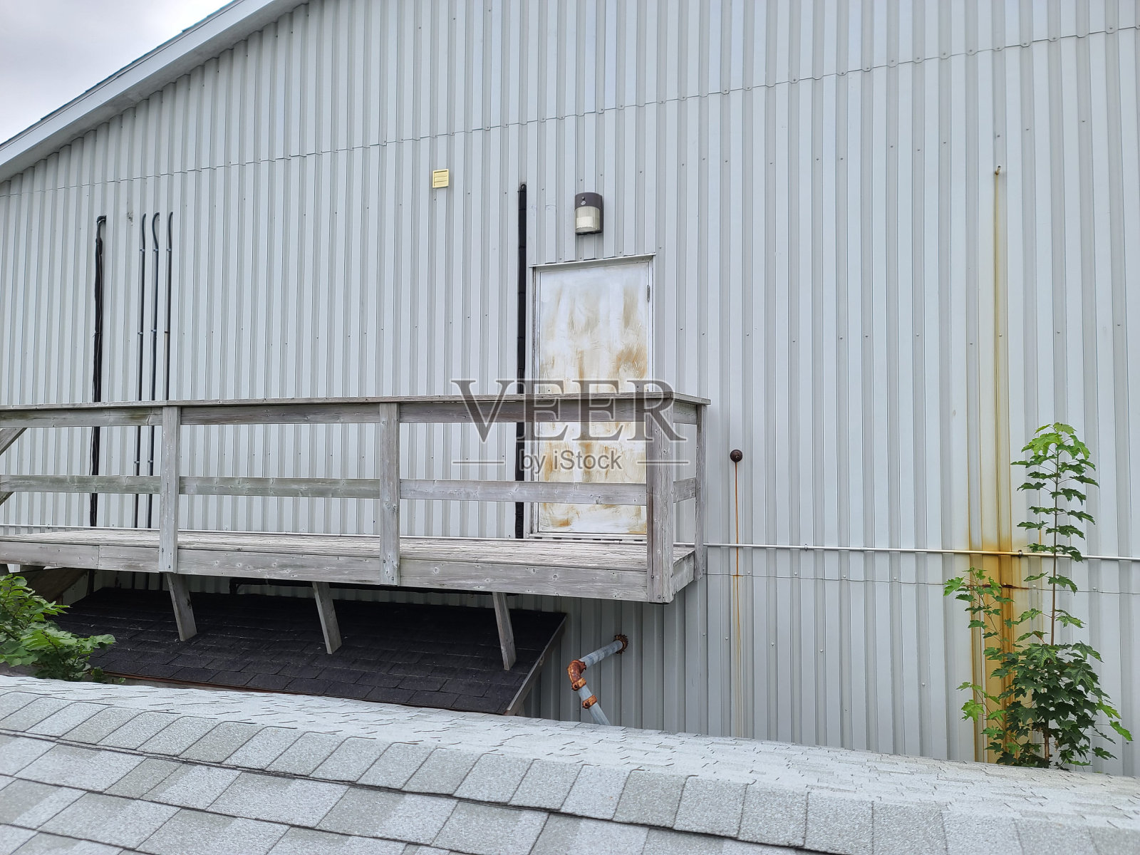 顶楼门照片摄影图片