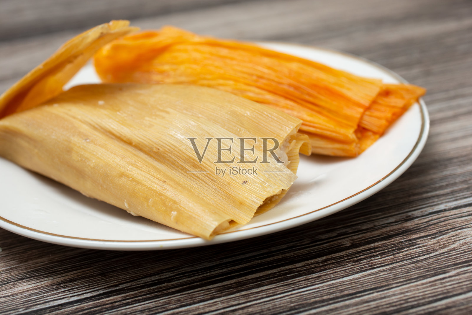 两个玉米照片摄影图片