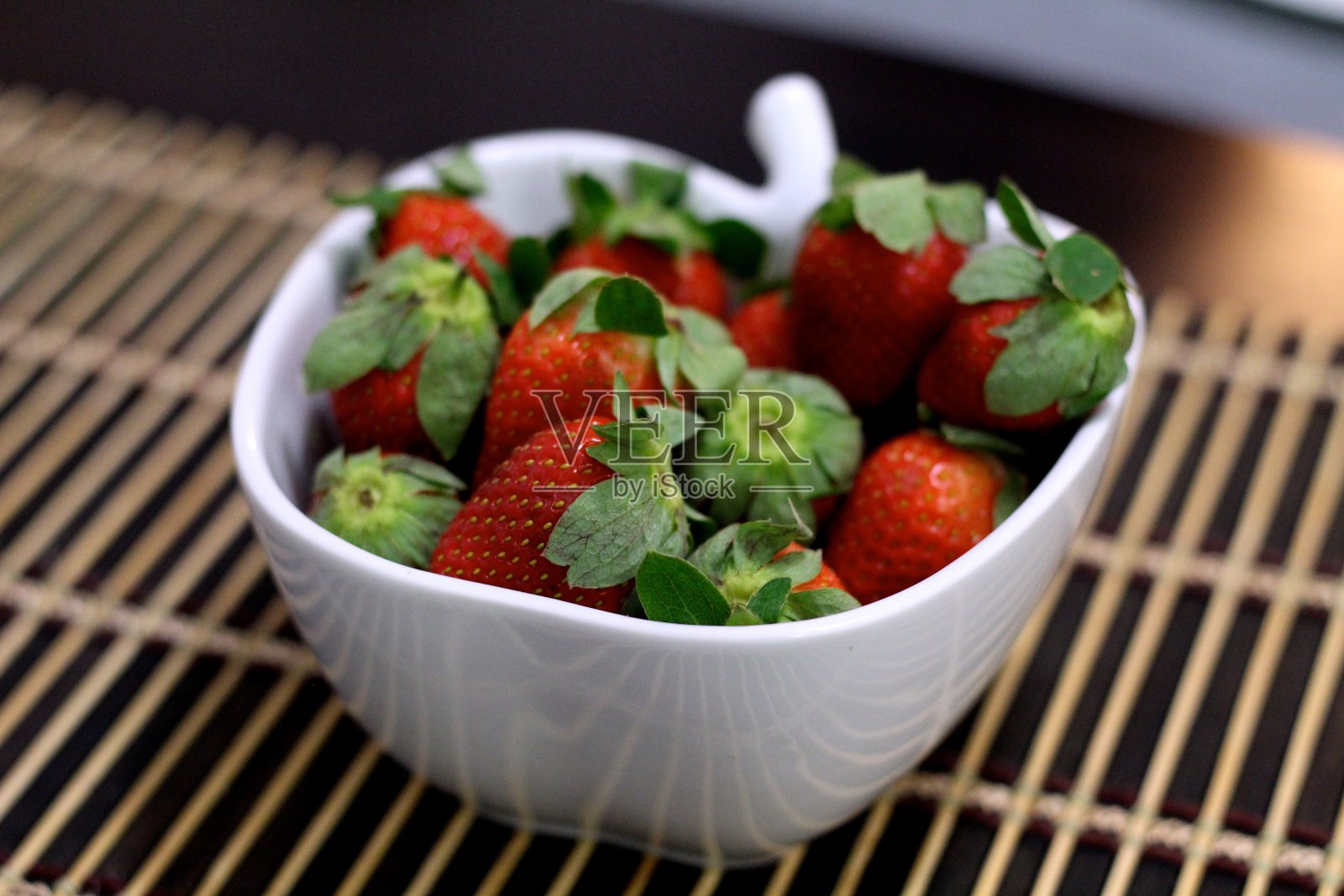 草莓照片摄影图片