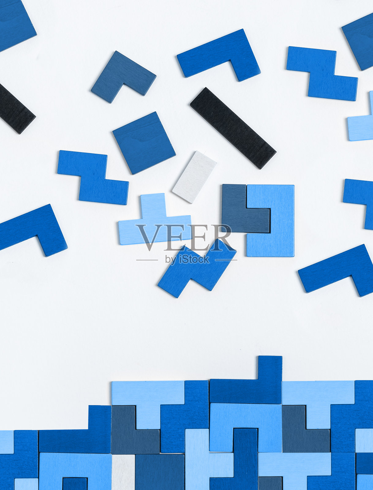 木制游戏。战略，目标实现，重要的缺失元素寻找概念。照片摄影图片