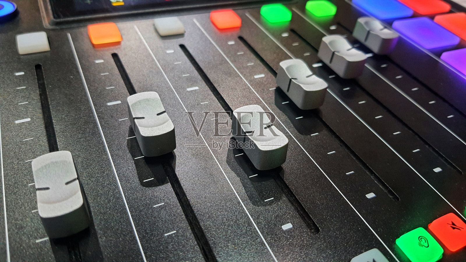 专业音乐会调音台近景照片摄影图片