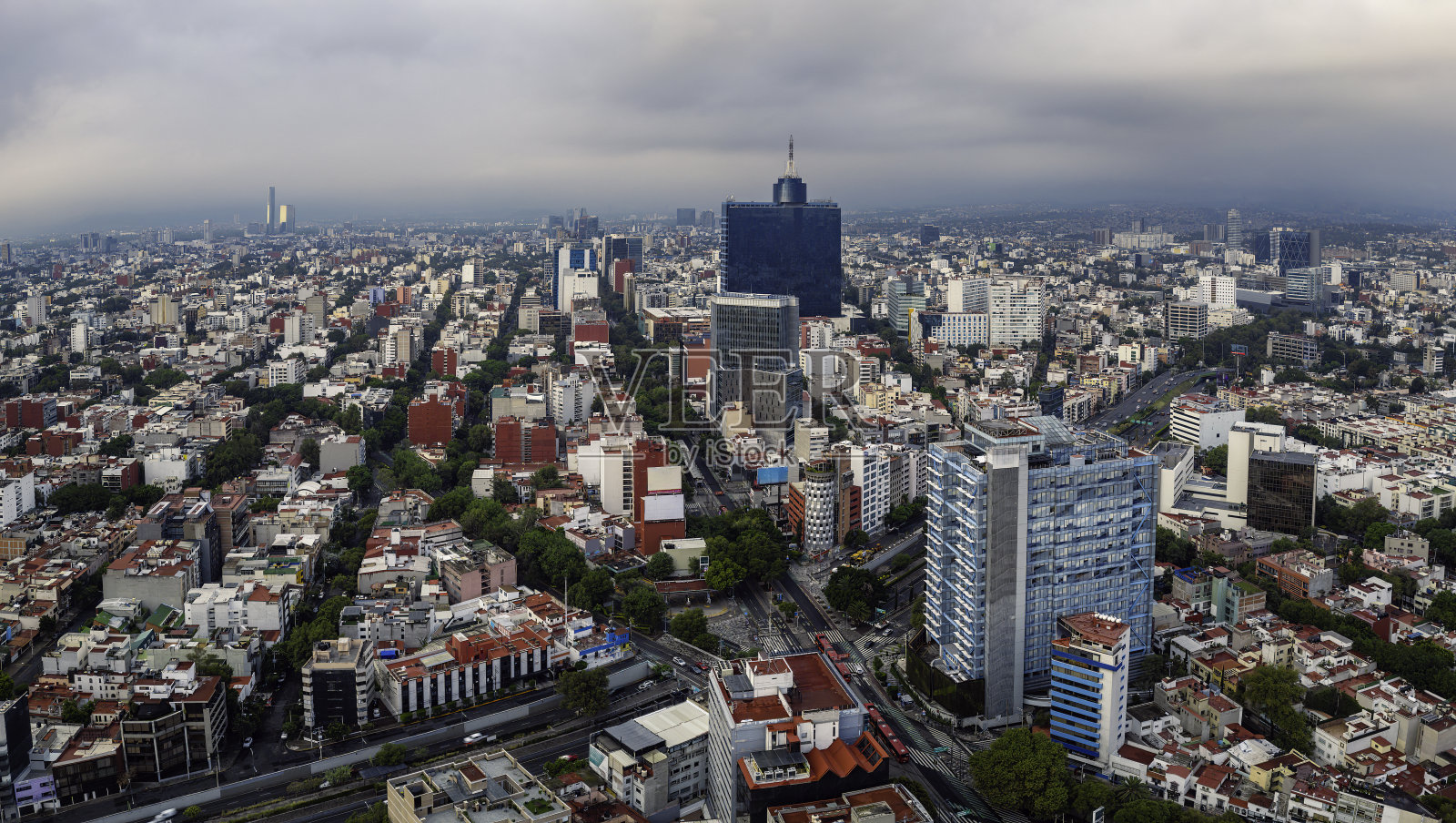 墨西哥城的天际线在德尔瓦莱附近照片摄影图片