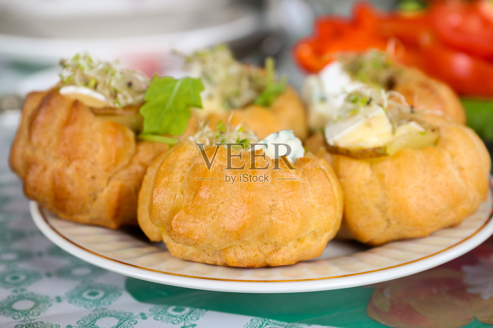 巧克力泡芙照片摄影图片