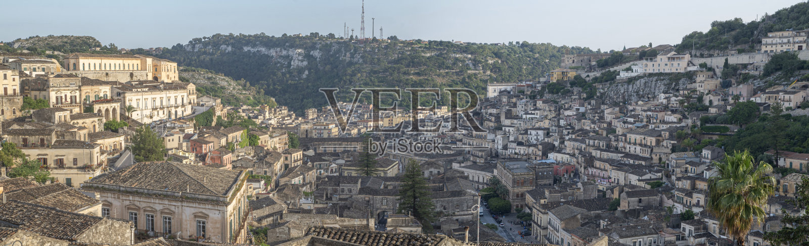 意大利西西里的巴洛克式城市莫迪卡全景图照片摄影图片