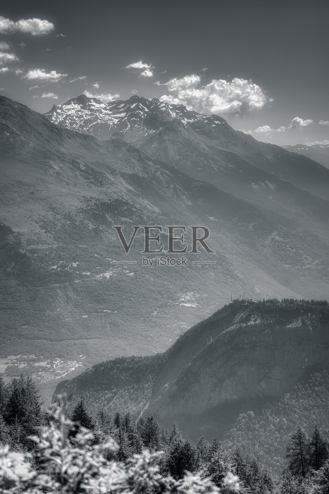 山氛围照片摄影图片