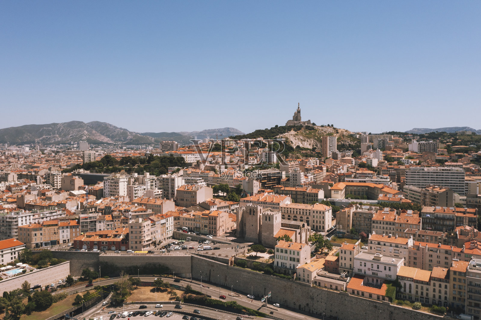 法国马赛老城区鸟瞰图照片摄影图片
