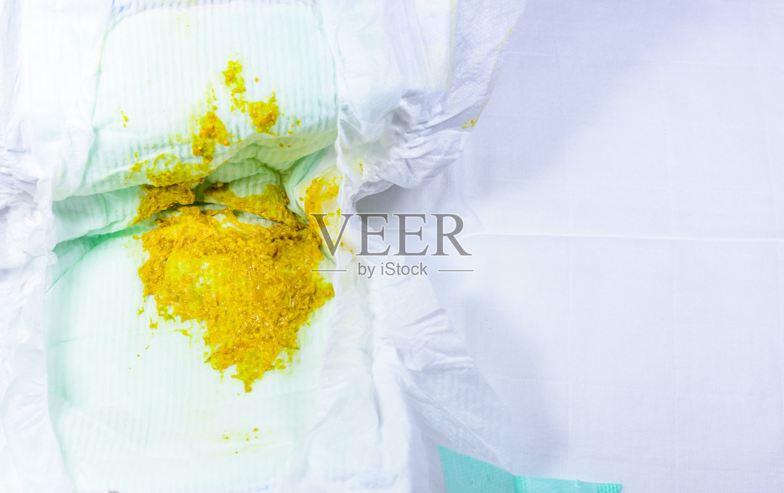 脏尿布照片摄影图片