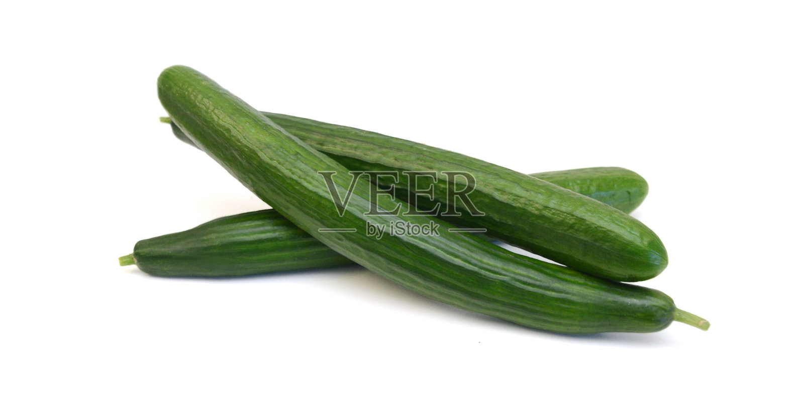 新鲜黄瓜孤立在白色照片摄影图片