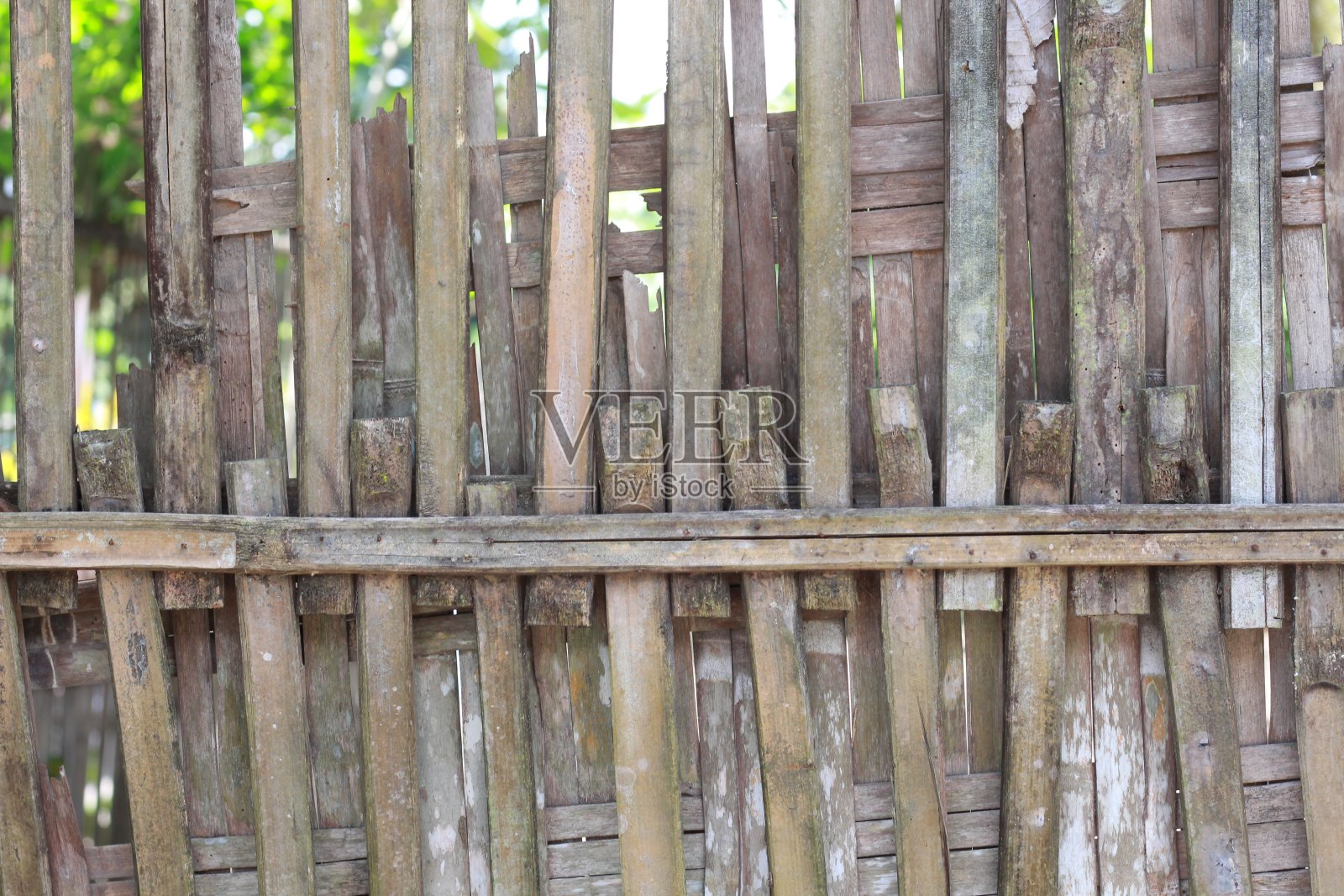 竹墙竹墙或竹栅栏照片摄影图片