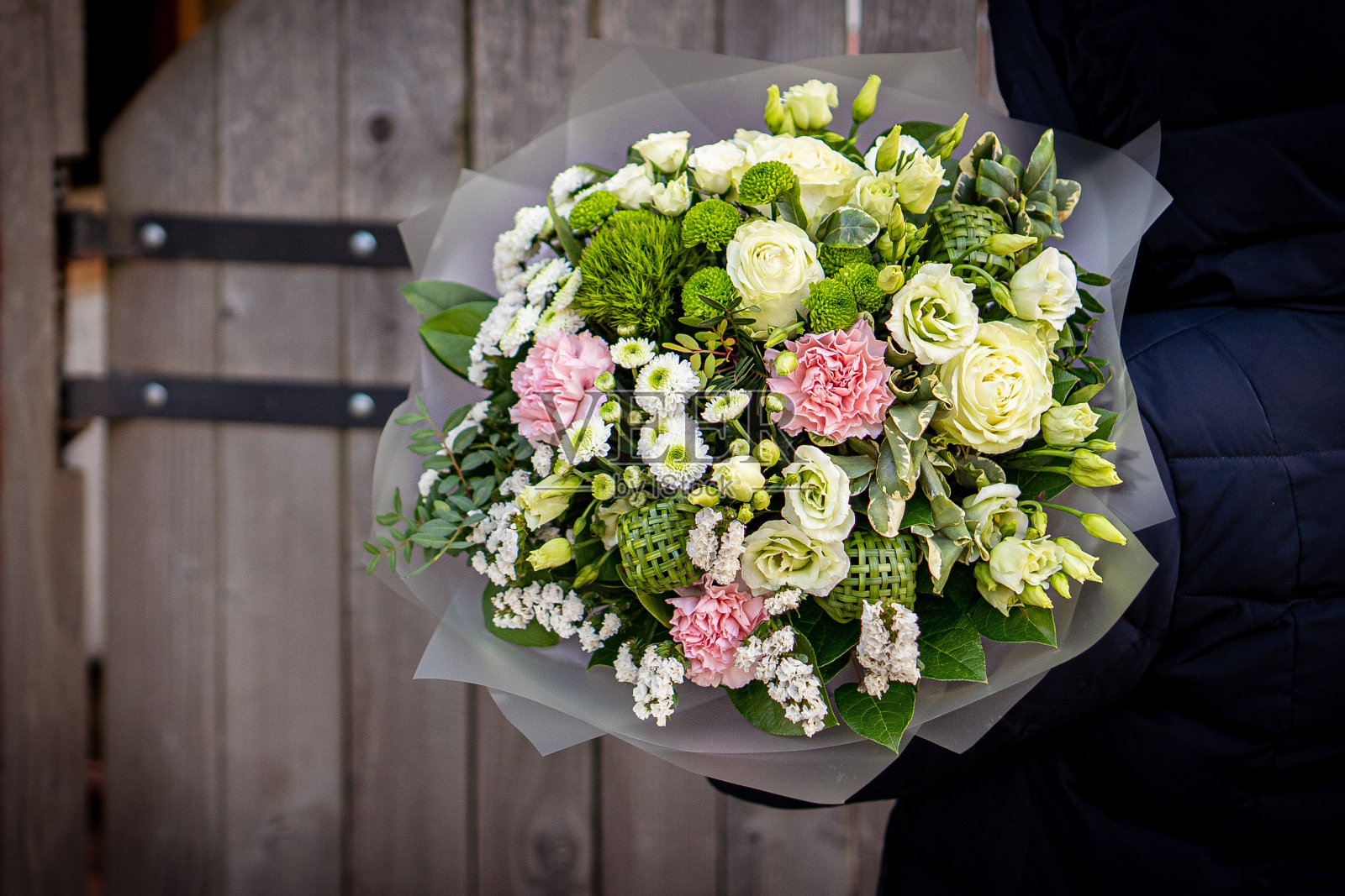 明亮和华丽的花的花束可爱的红色花情人节。特写照片照片摄影图片