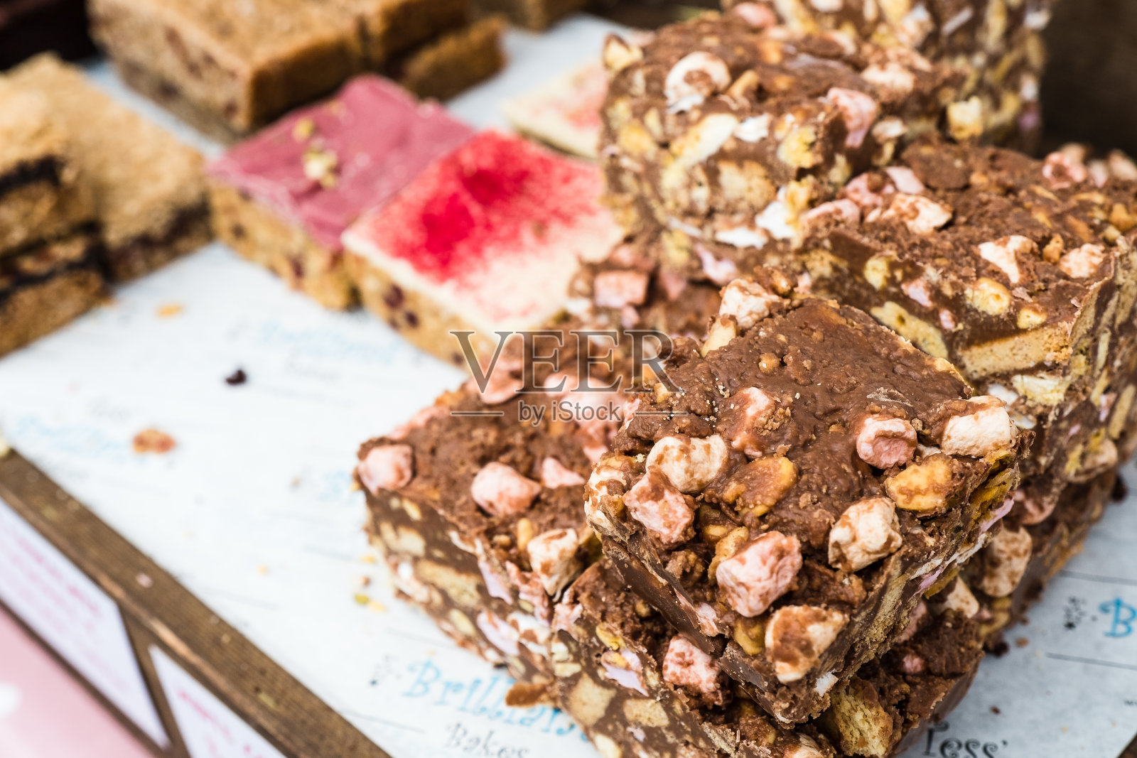 工匠市场的粘性小吃照片摄影图片