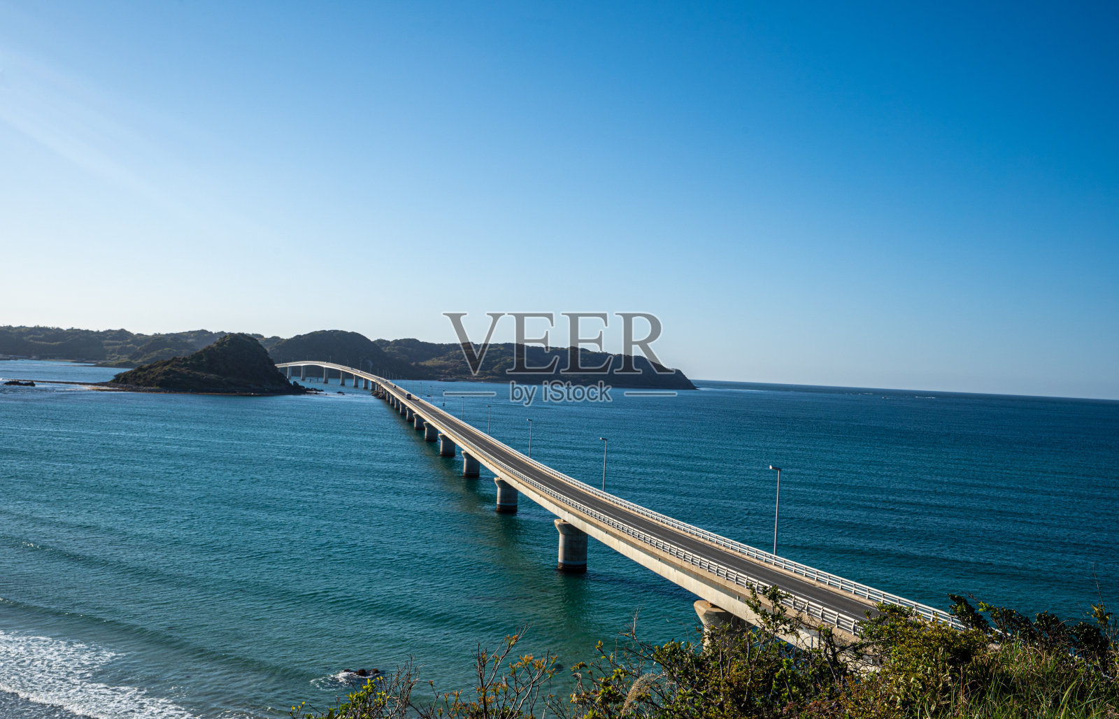 Tsunoshima，山口的标志性桥梁照片摄影图片
