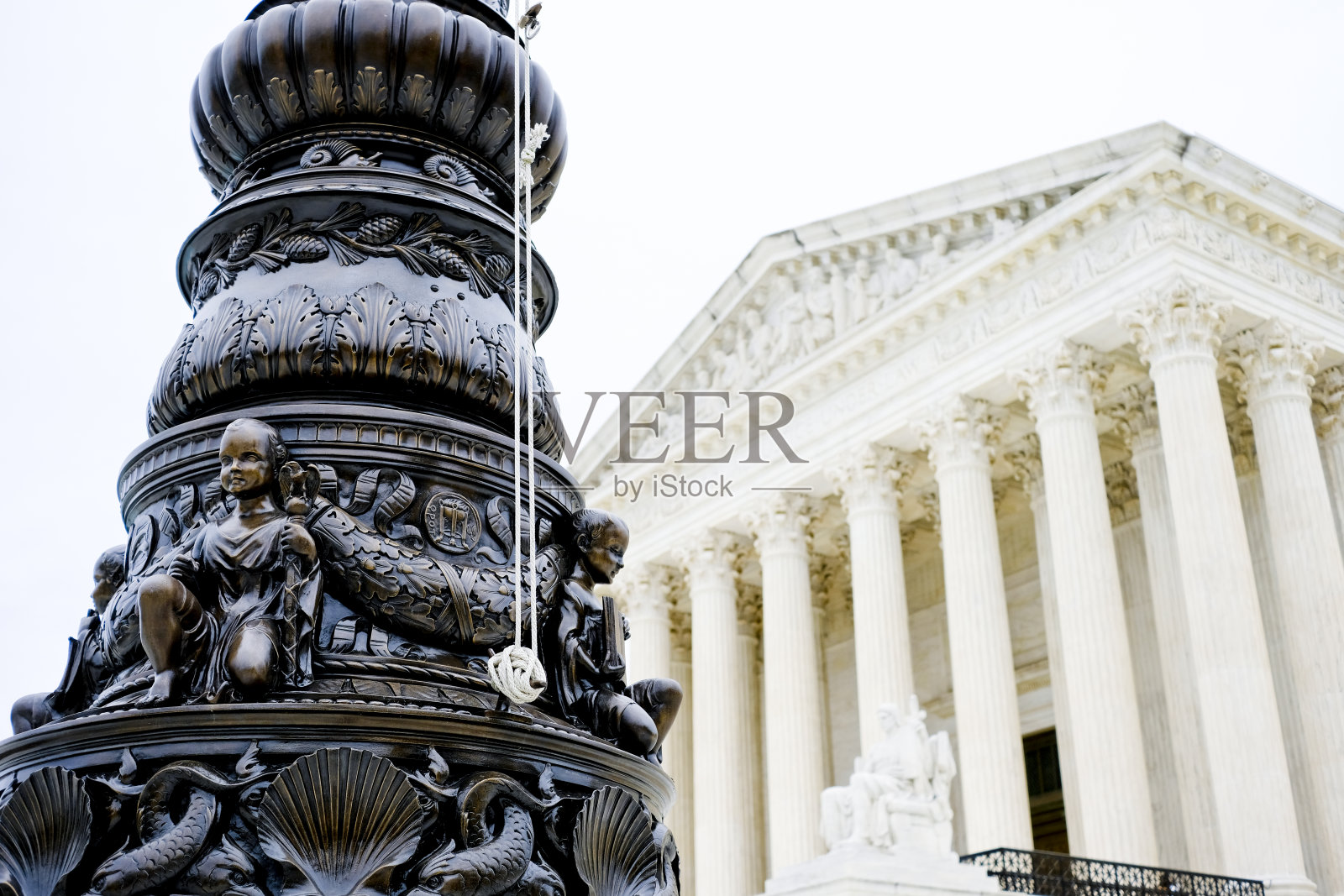 阴天下的最高法院照片摄影图片