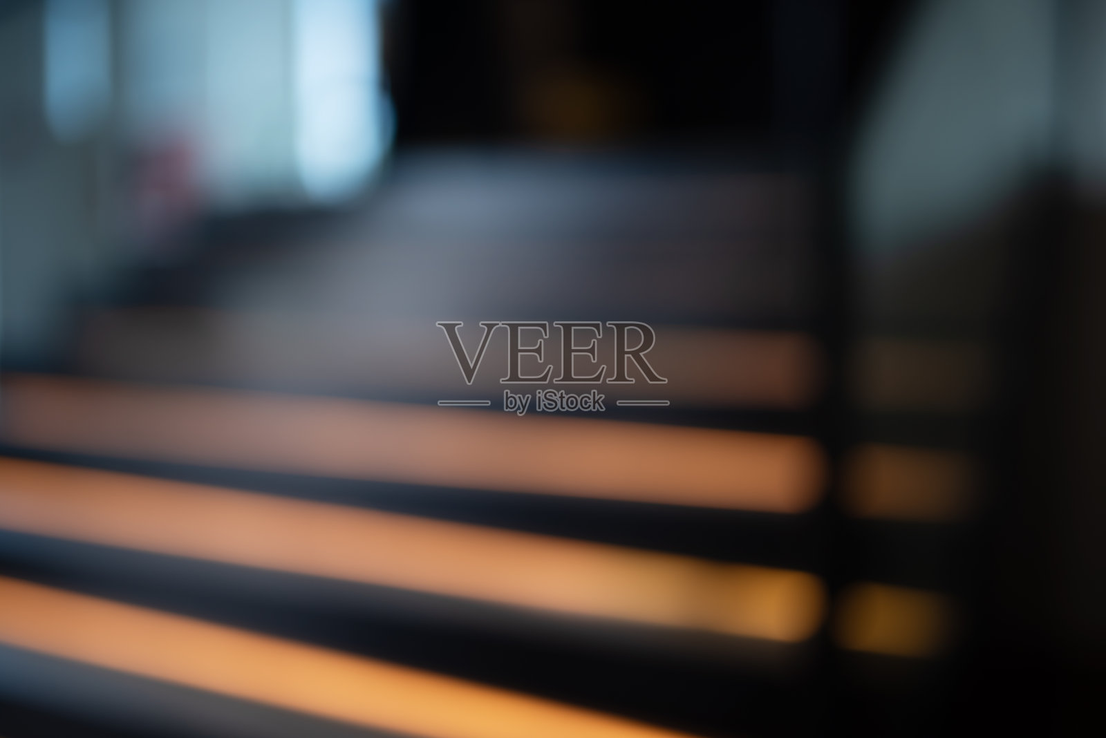 楼梯上升模糊照片摄影图片