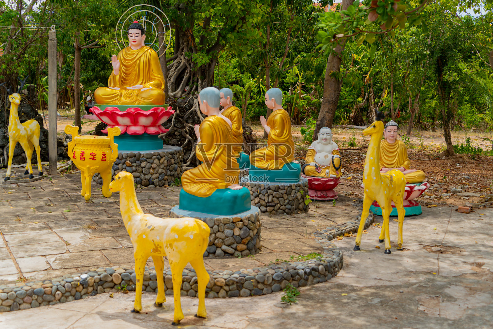 佛教寺庙群。照片摄影图片