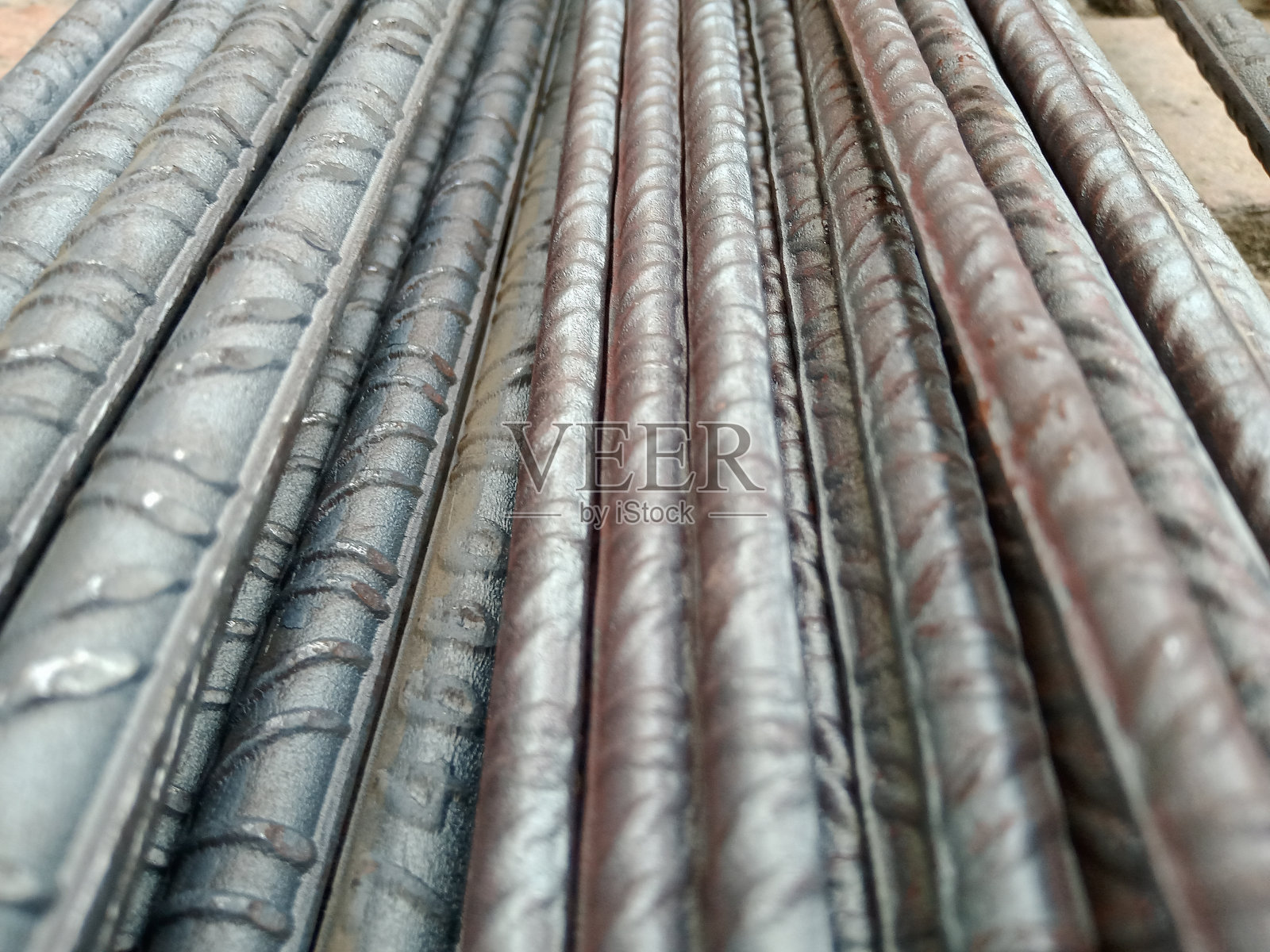 施工背景钢筋混凝土用钢筋。照片摄影图片