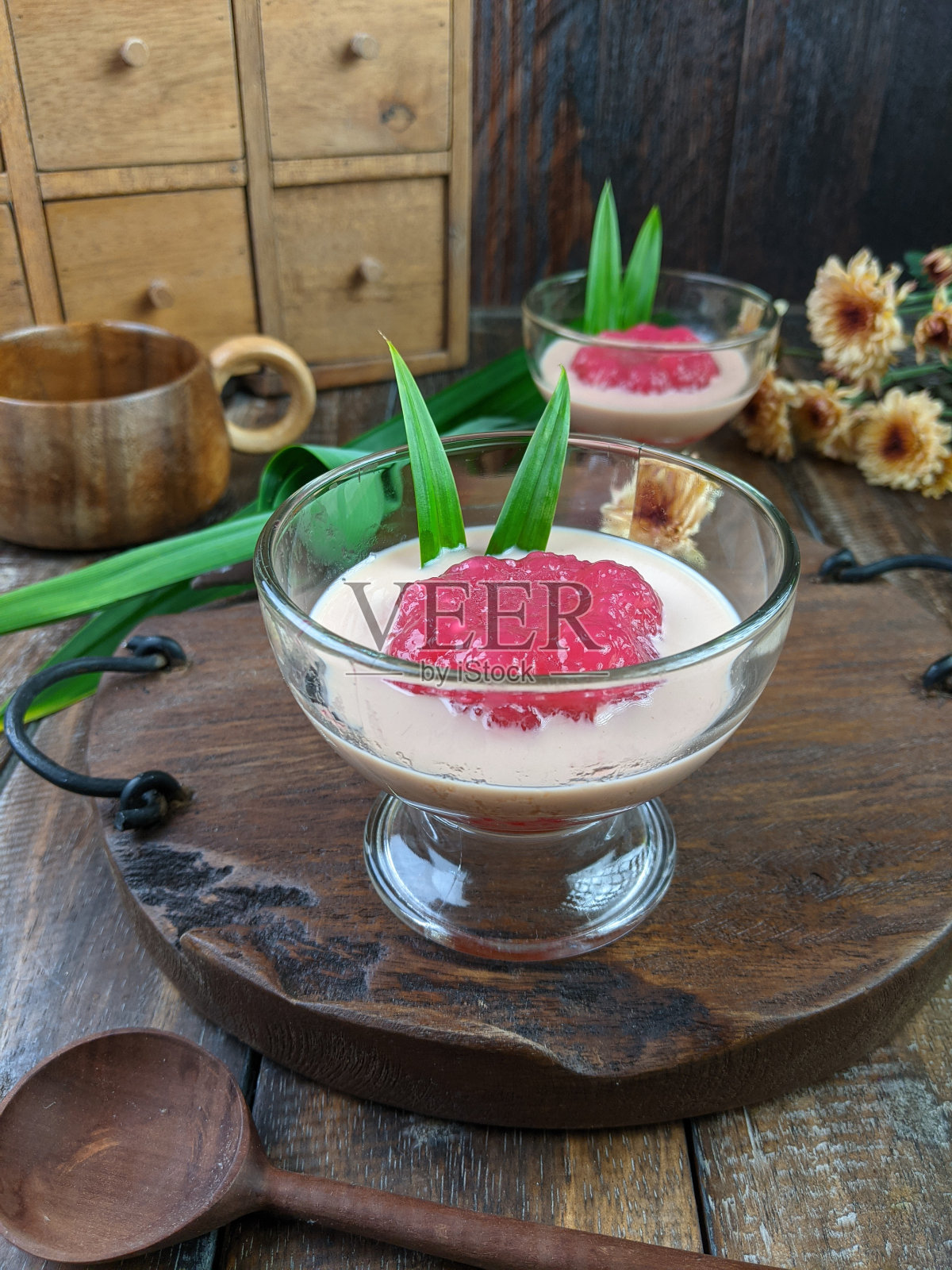 当地的甜点被称为西米或马六甲谷子照片摄影图片