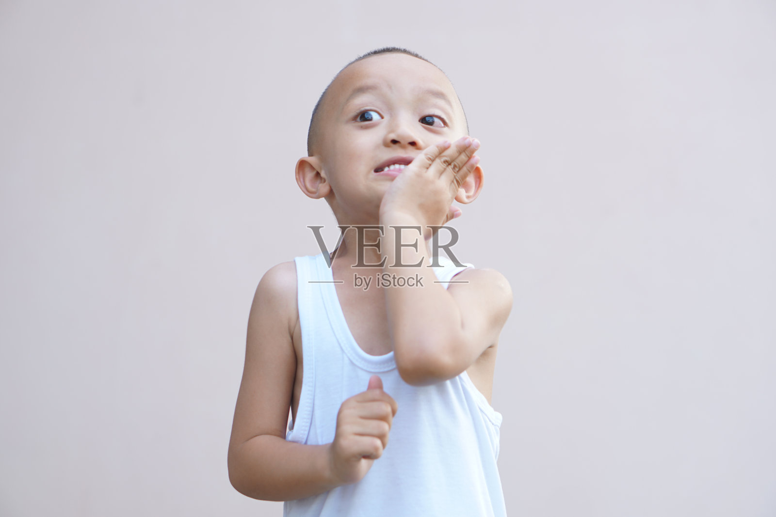 亚洲男孩牙齿疼痛照片摄影图片